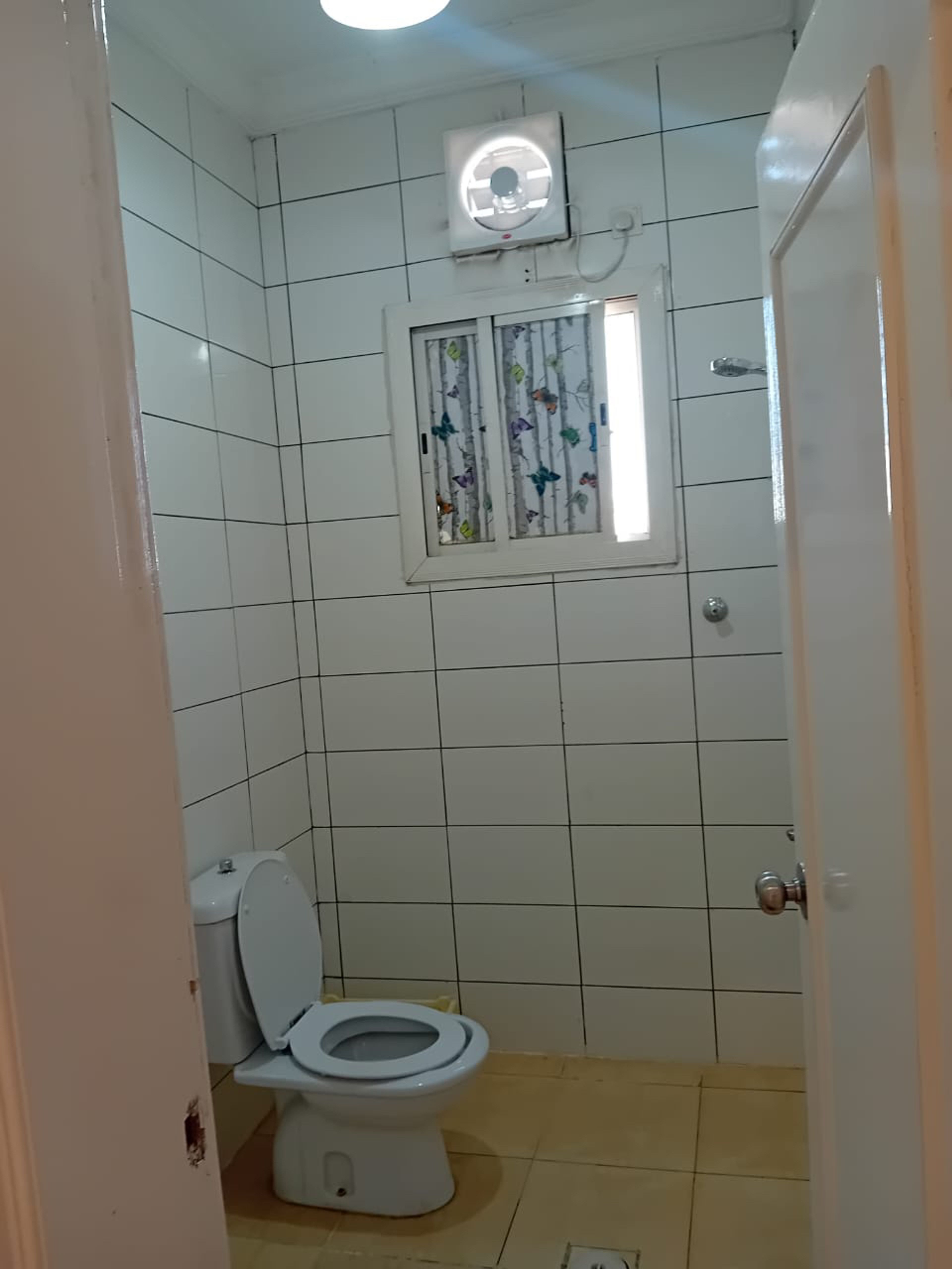https://img.gathern.co/1400x0/1/tlxCR7vo40bn8vEVDoNrbODm1nDanYzS.jpg