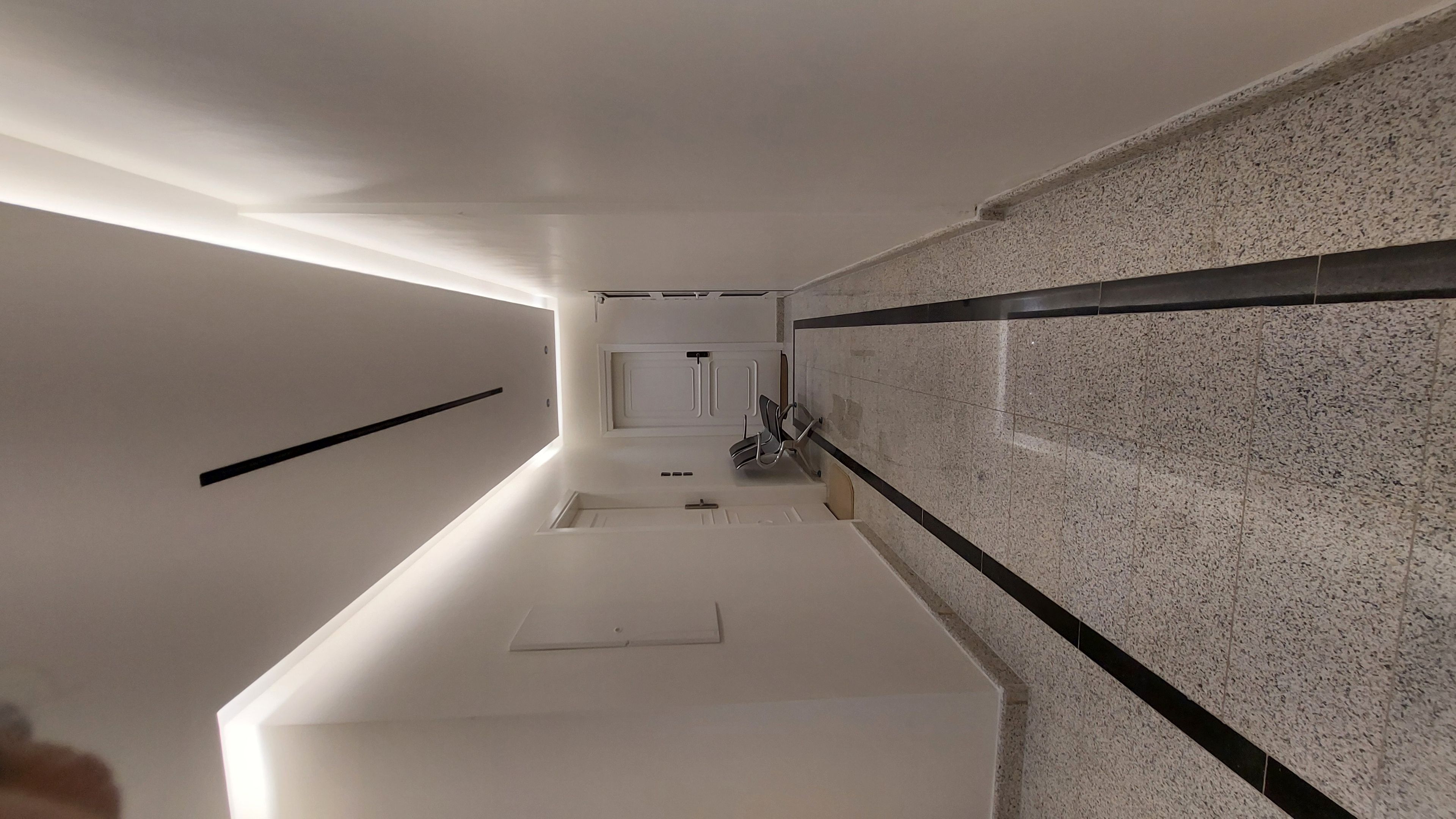 https://img.gathern.co/1400x0/1/u4fLnBEf2dMR8N8DgURBTRWvscSzTCSX.jpg