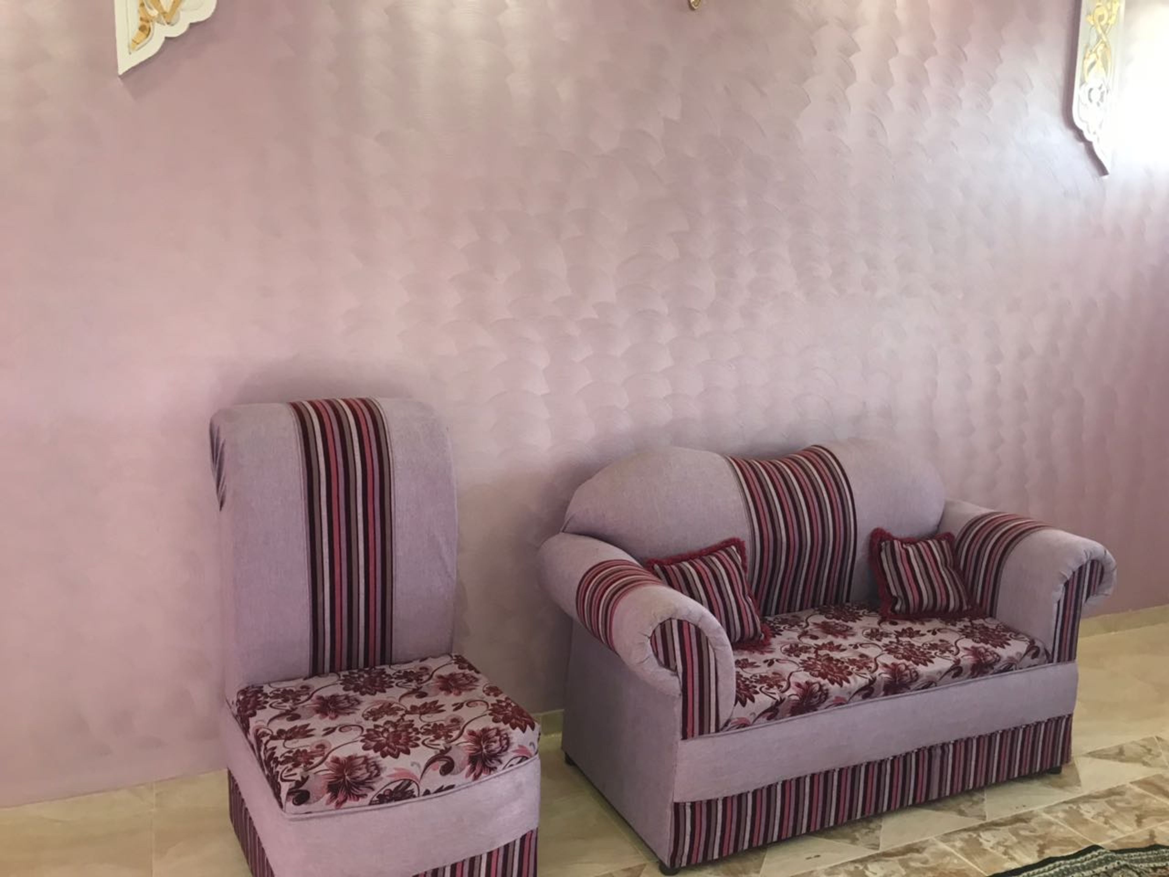 https://img.gathern.co/1024x0/1/uHa5fVs2hj0QGRjokItOXmoZjmHDXz_w.jpeg