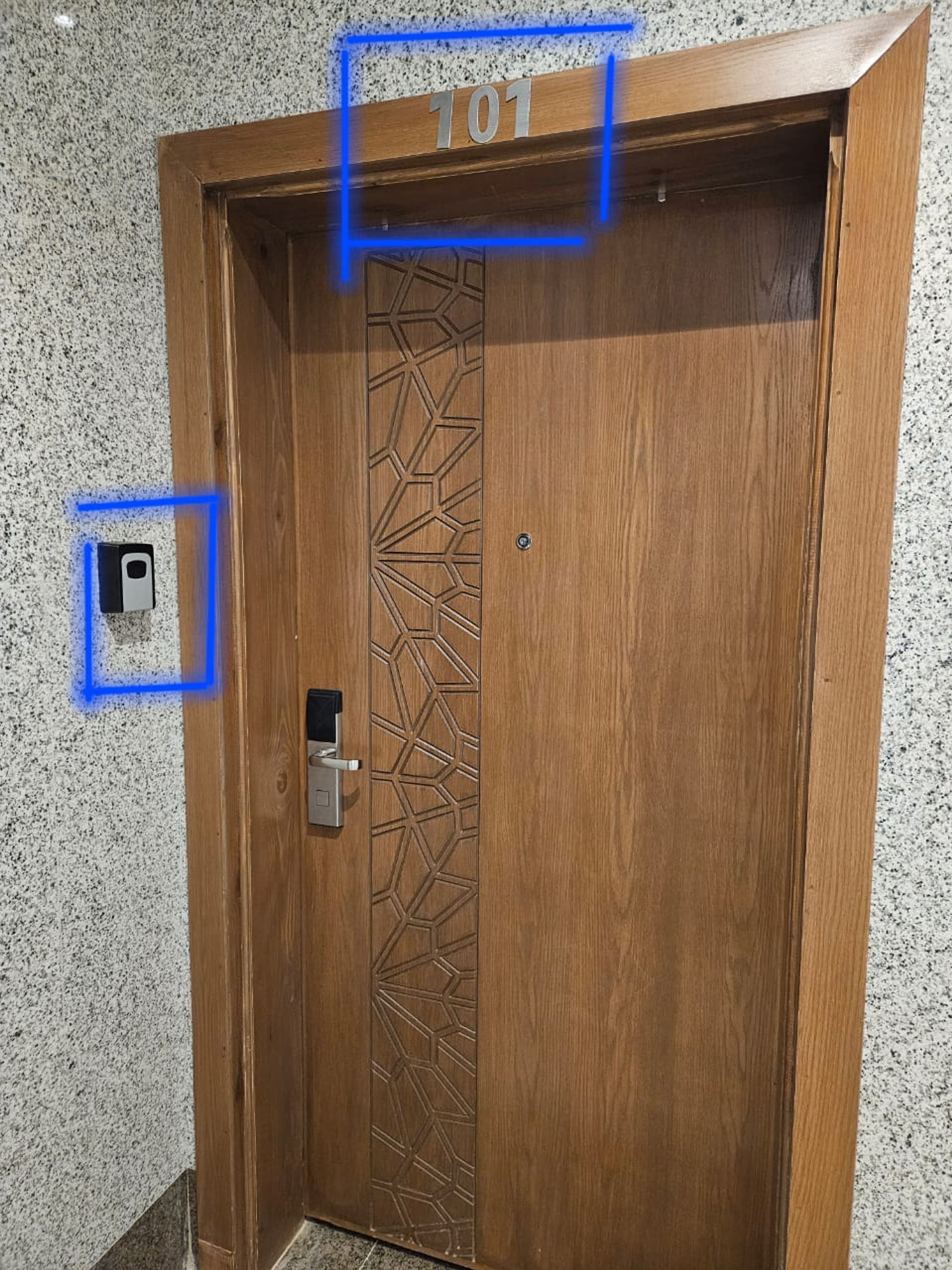 https://img.gathern.co/1400x0/1/uIzFuuAxD_osVD-jn12N_NQUEwlLVy9C.jpeg