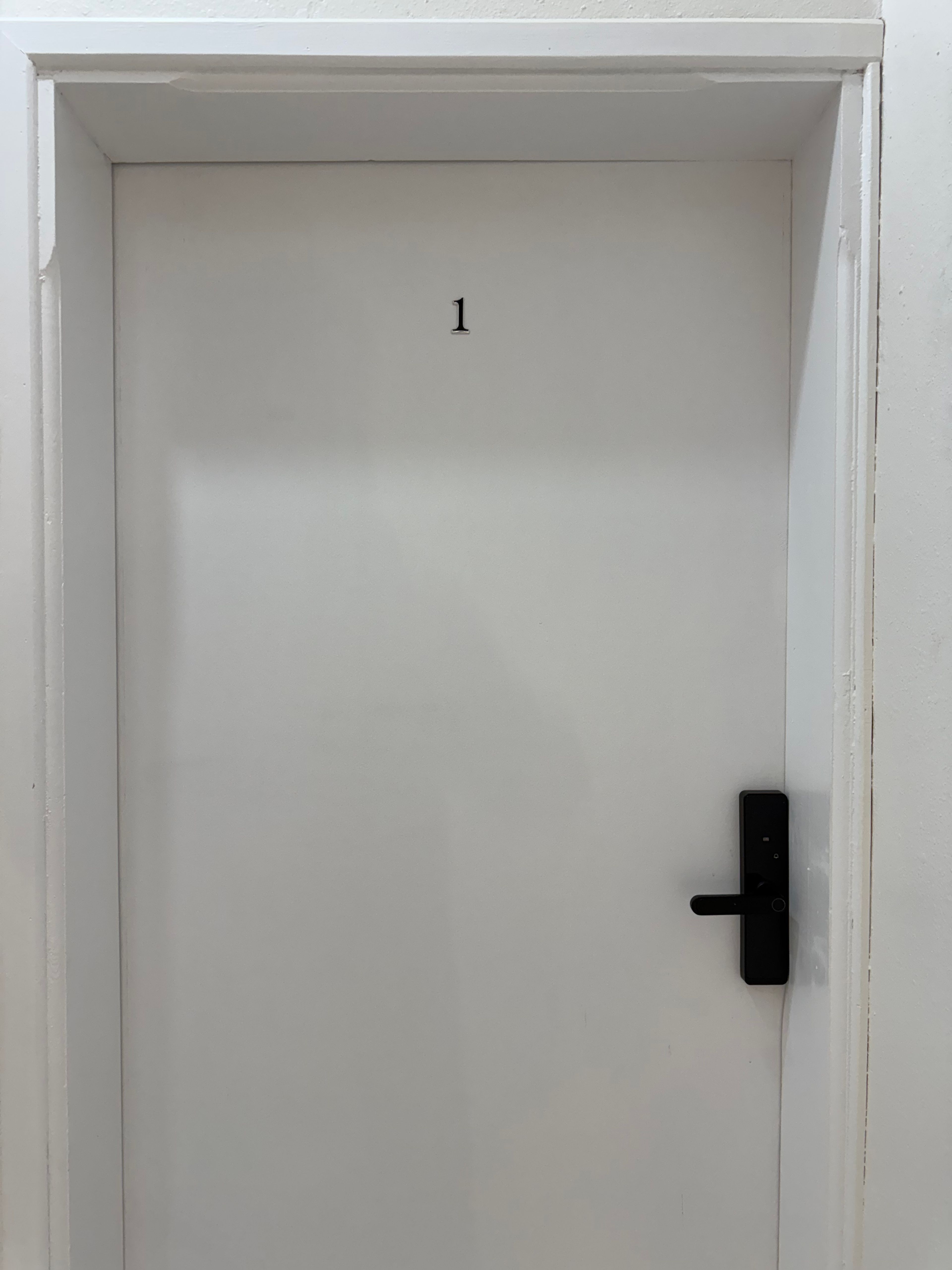 https://img.gathern.co/1024x0/1/udQogelx6omkIxjCAc4vQtGLy51DZ7pH.jpg