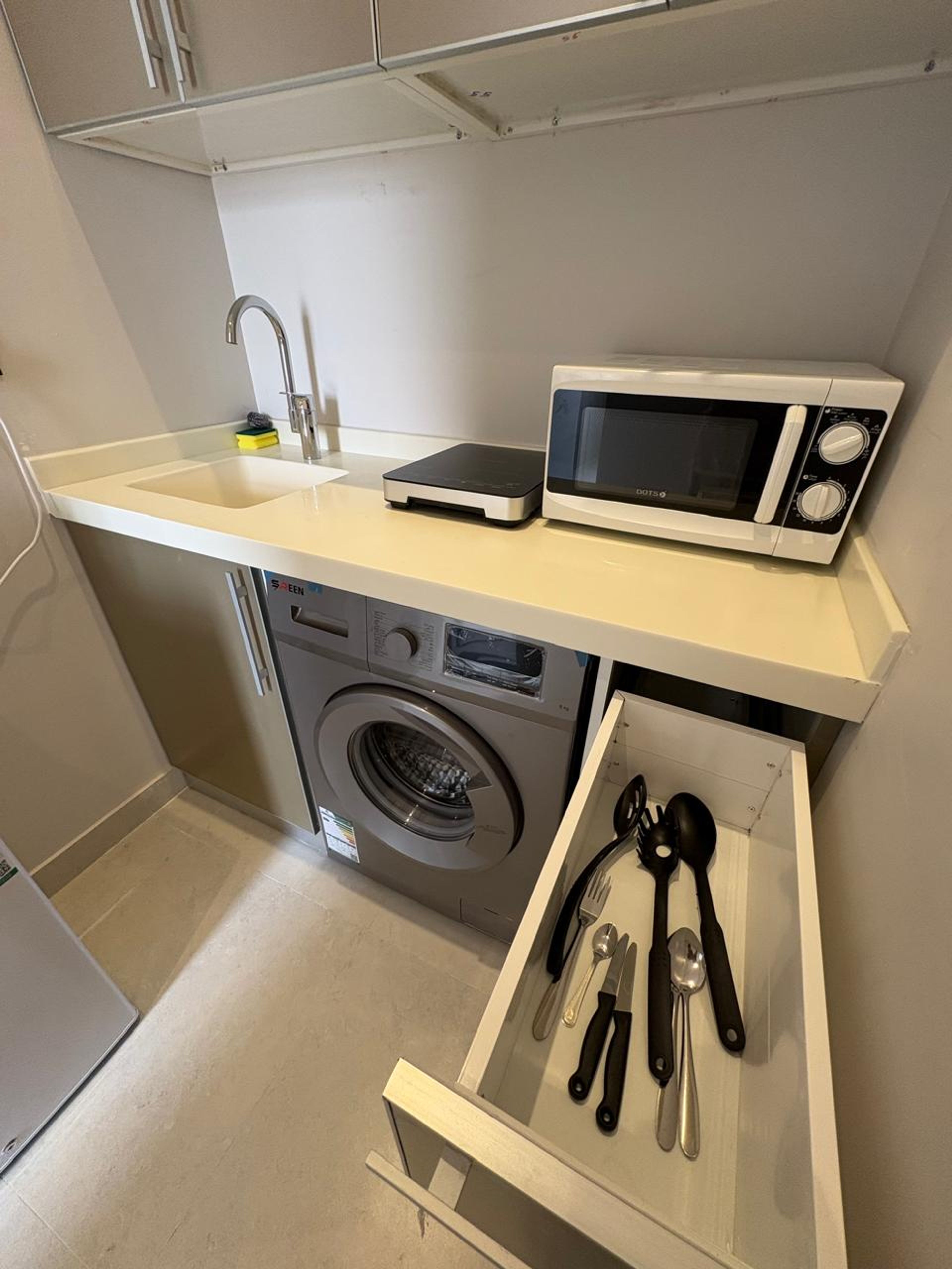 https://img.gathern.co/1400x0/1/upcMBiAmeg6lSSWfMU6pBzlDZjuSuYeb.jpg