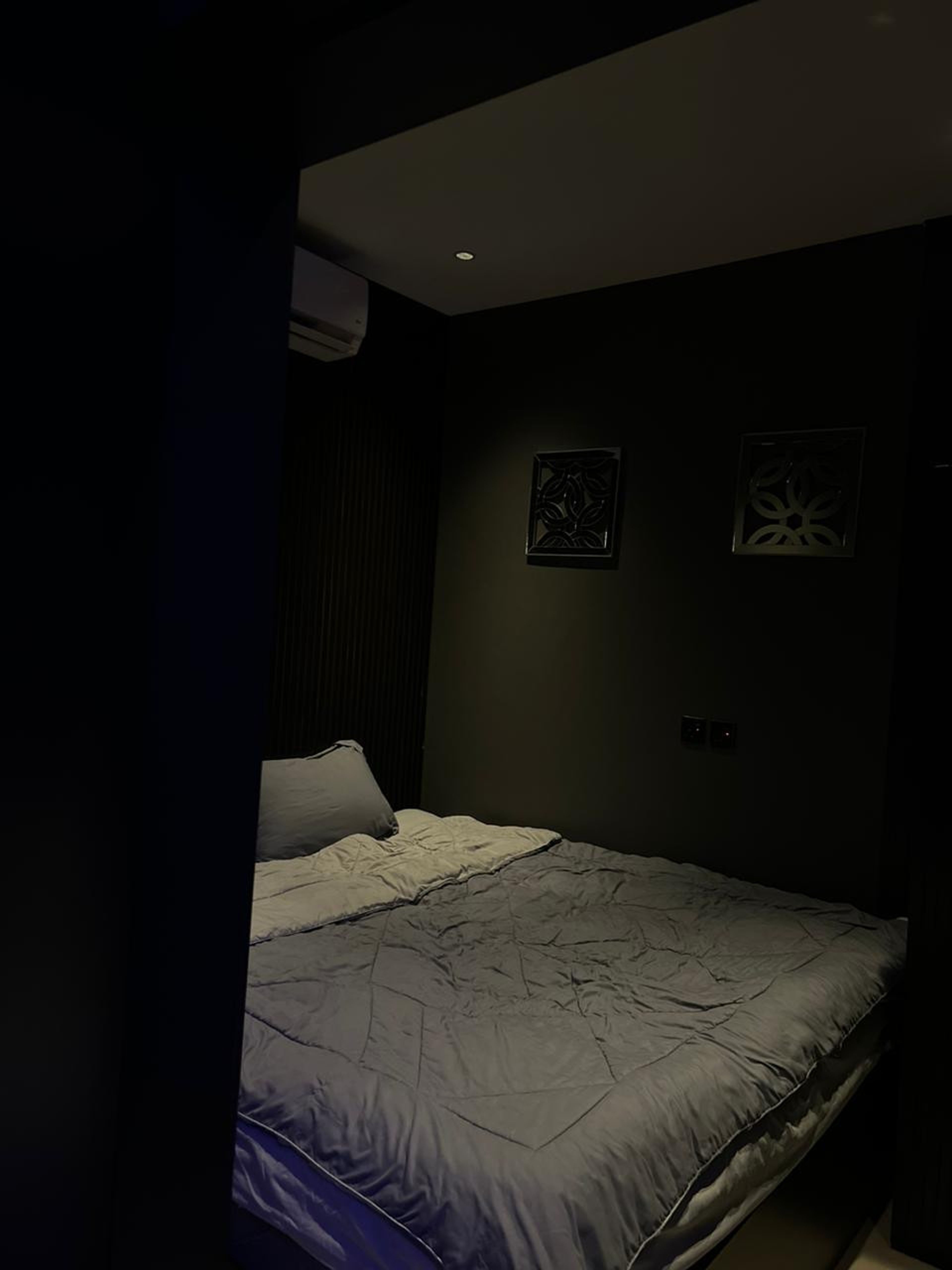 https://img.gathern.co/1400x0/1/v3Fe7CkuB5srcLaPORcaEVacnXrp89Yh.jpg