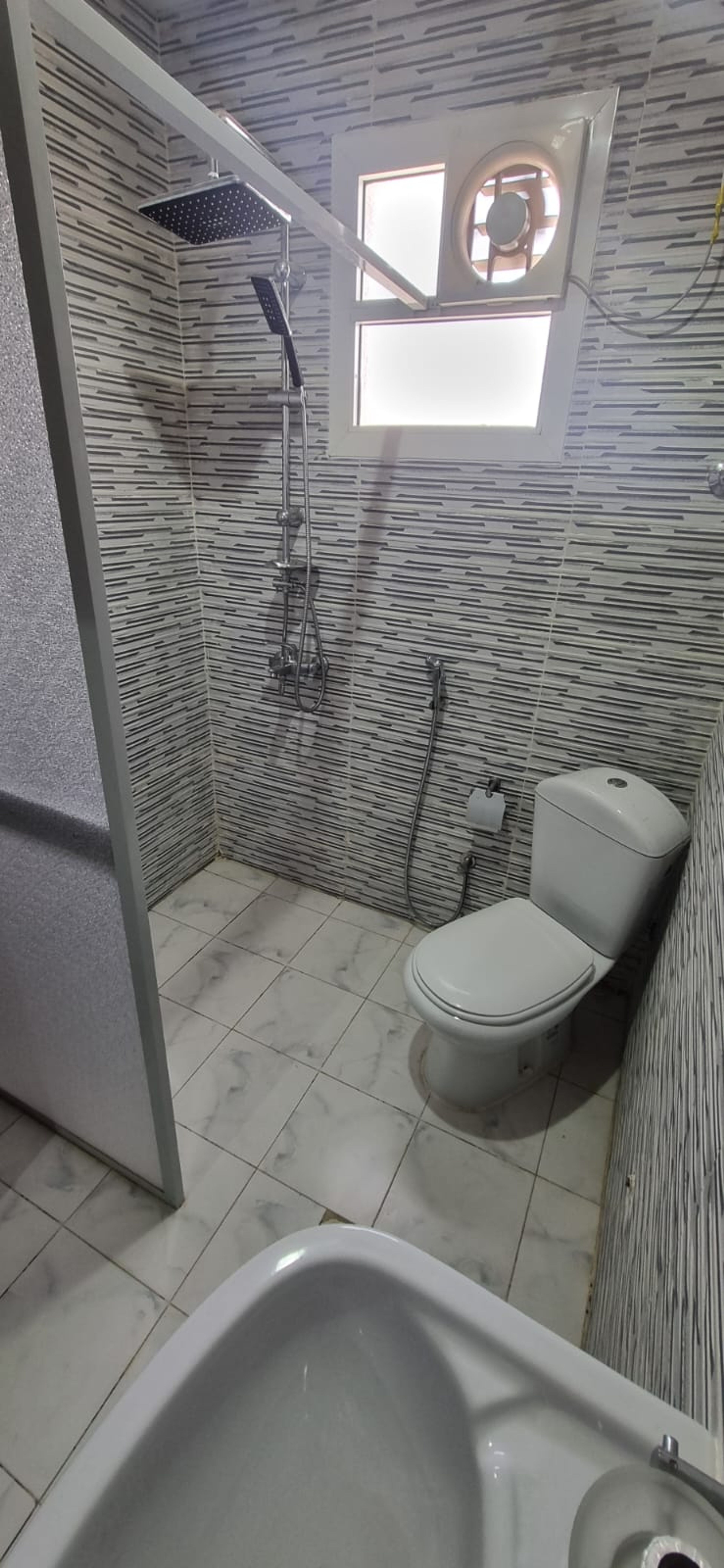 https://img.gathern.co/1400x0/1/v3WsKPzwVVQzDBZLp9oKh3jBBxbEElIX.jpg