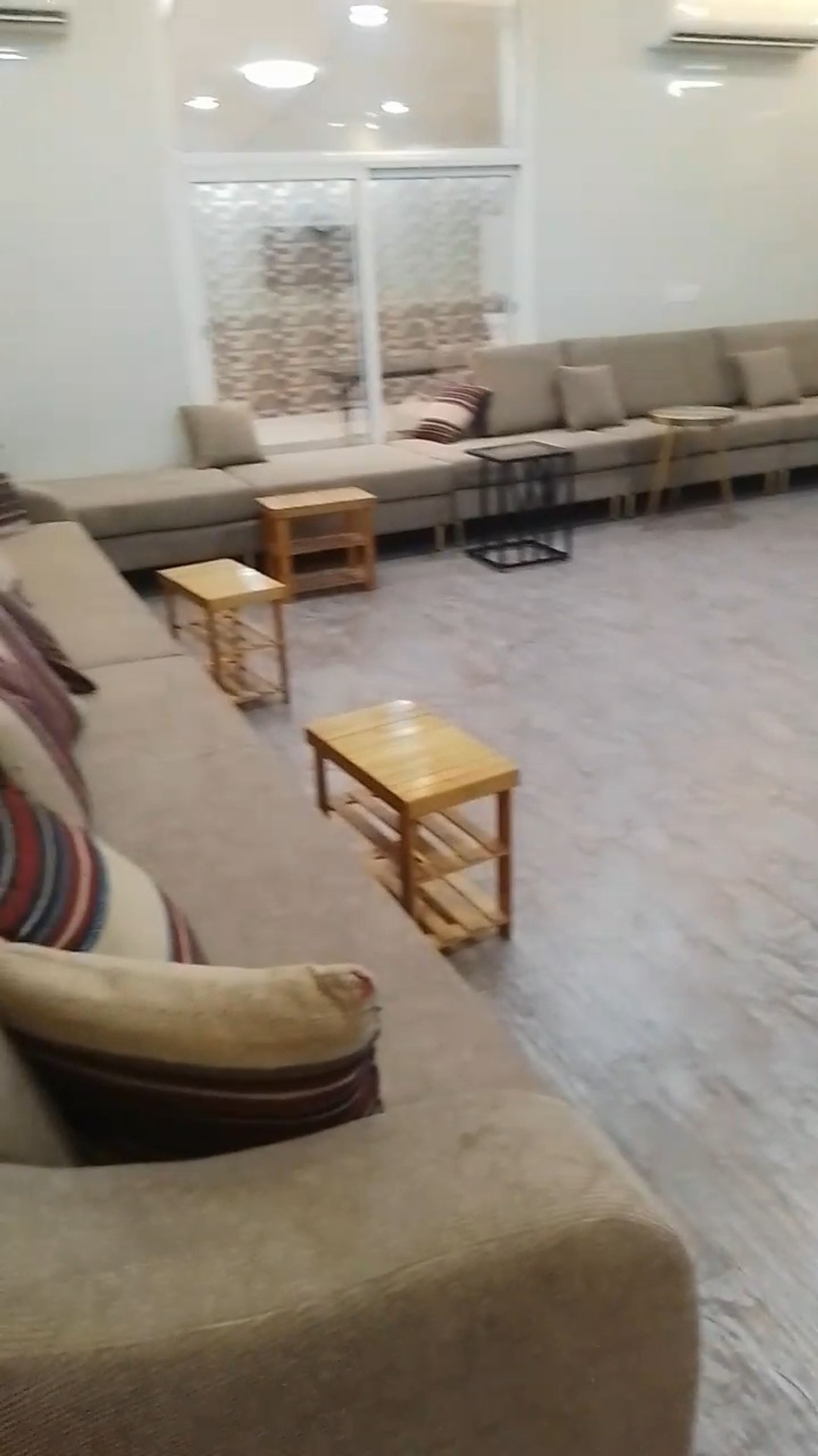 https://img.gathern.co/1400x0/1/vLx23WPtejhQZK42dSemStLeOXlXLxw7.jpg