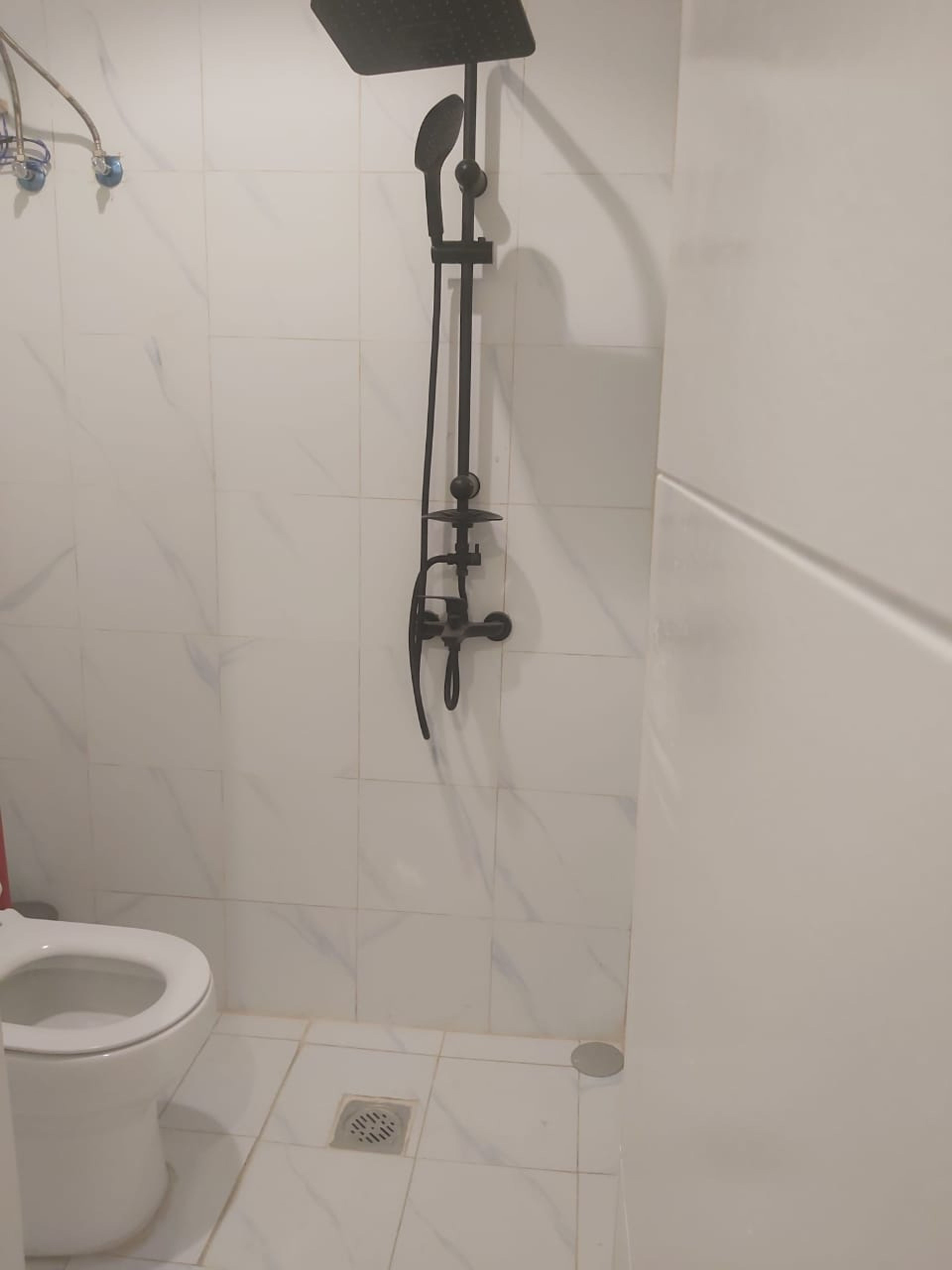 https://img.gathern.co/1400x0/1/vaq8sUxZd_tzmd1tisjmOx3w-m64lLxZ.jpg