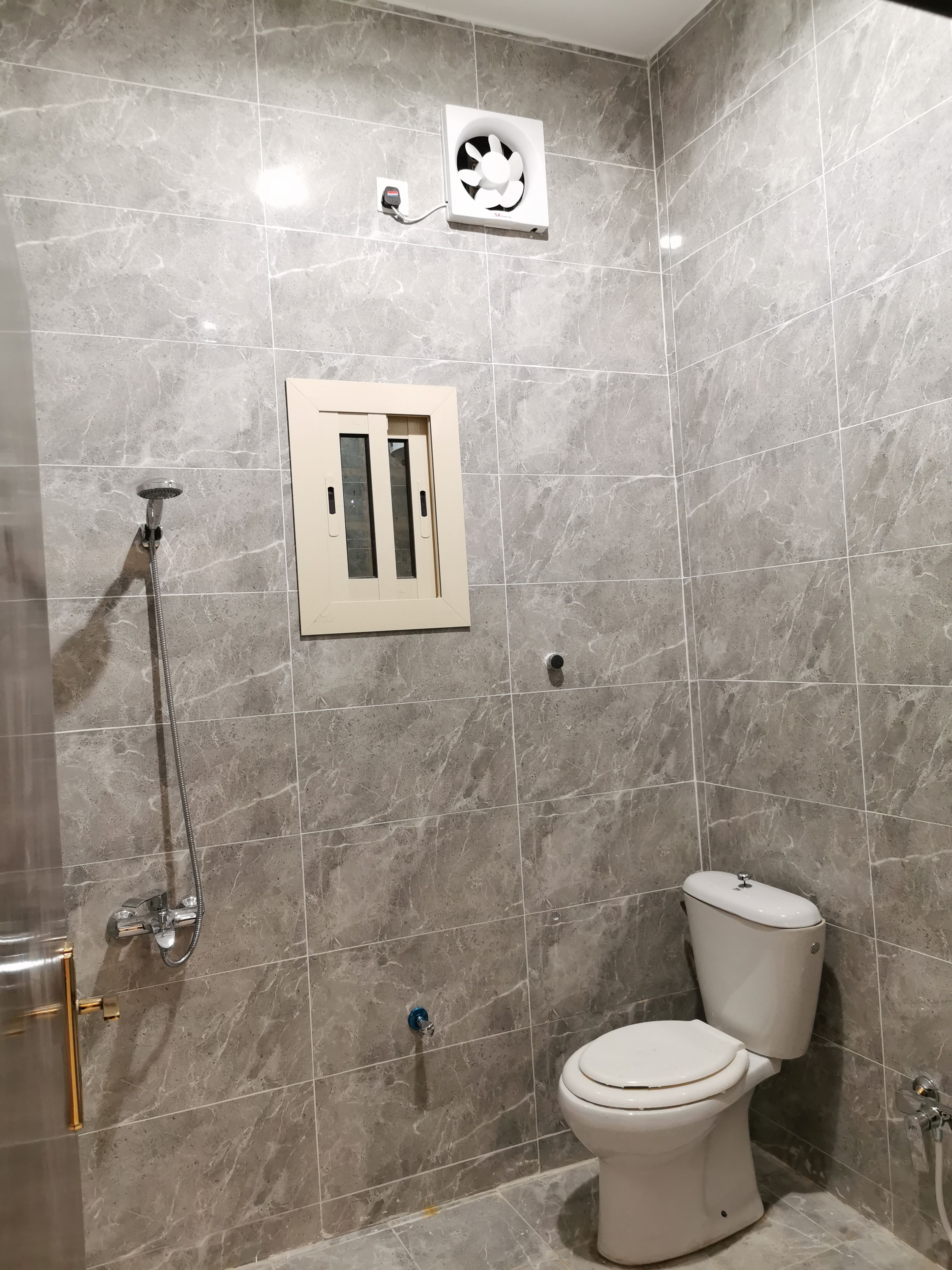 https://img.gathern.co/1400x0/1/vhsdQMdK_lutaxZKuwSM_4cbaLfelmuf.jpg