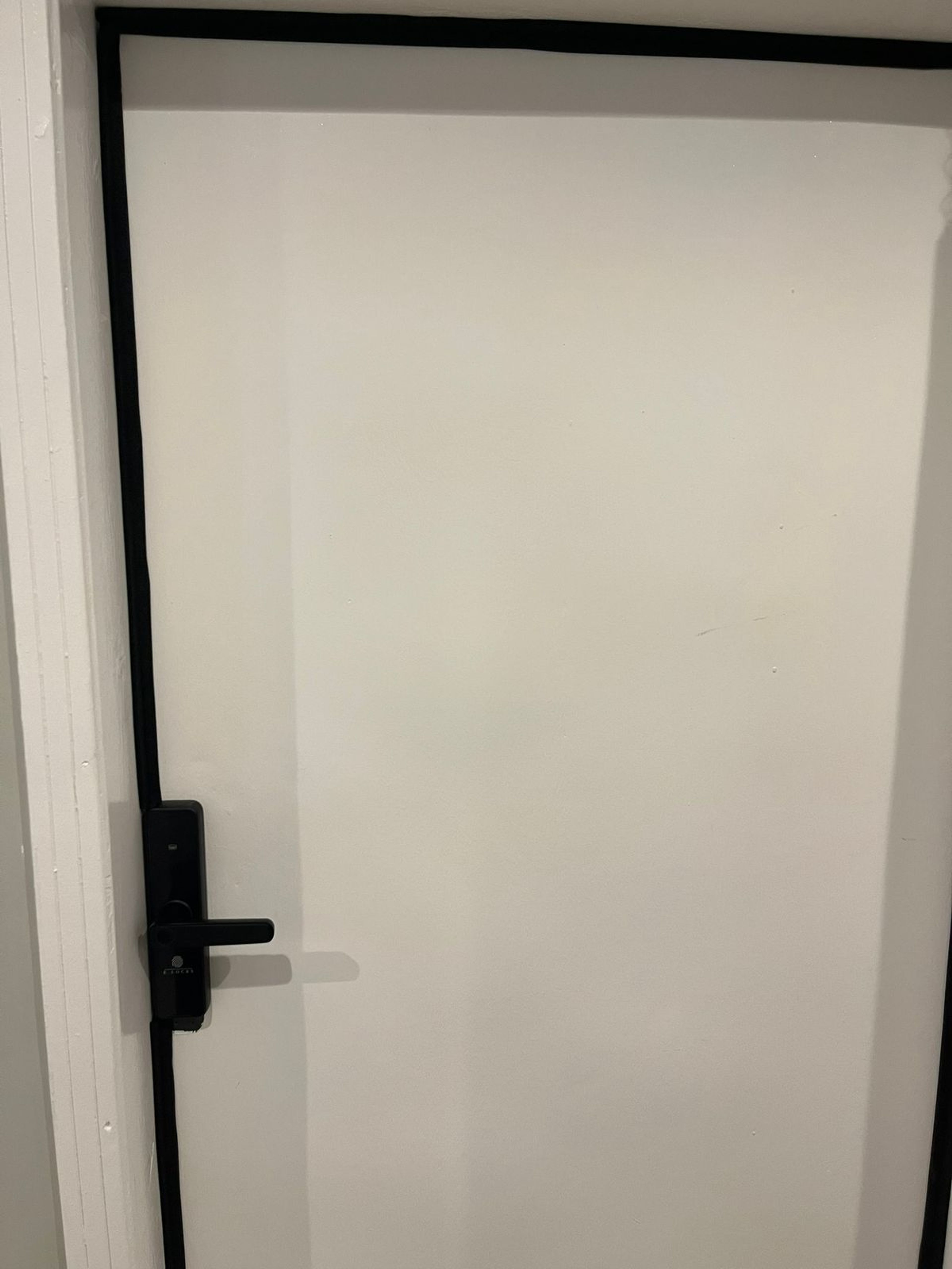 https://img.gathern.co/1400x0/1/w10wRAemC8iv6MyiYdsHZ-GVVh3PcbxD.jpeg