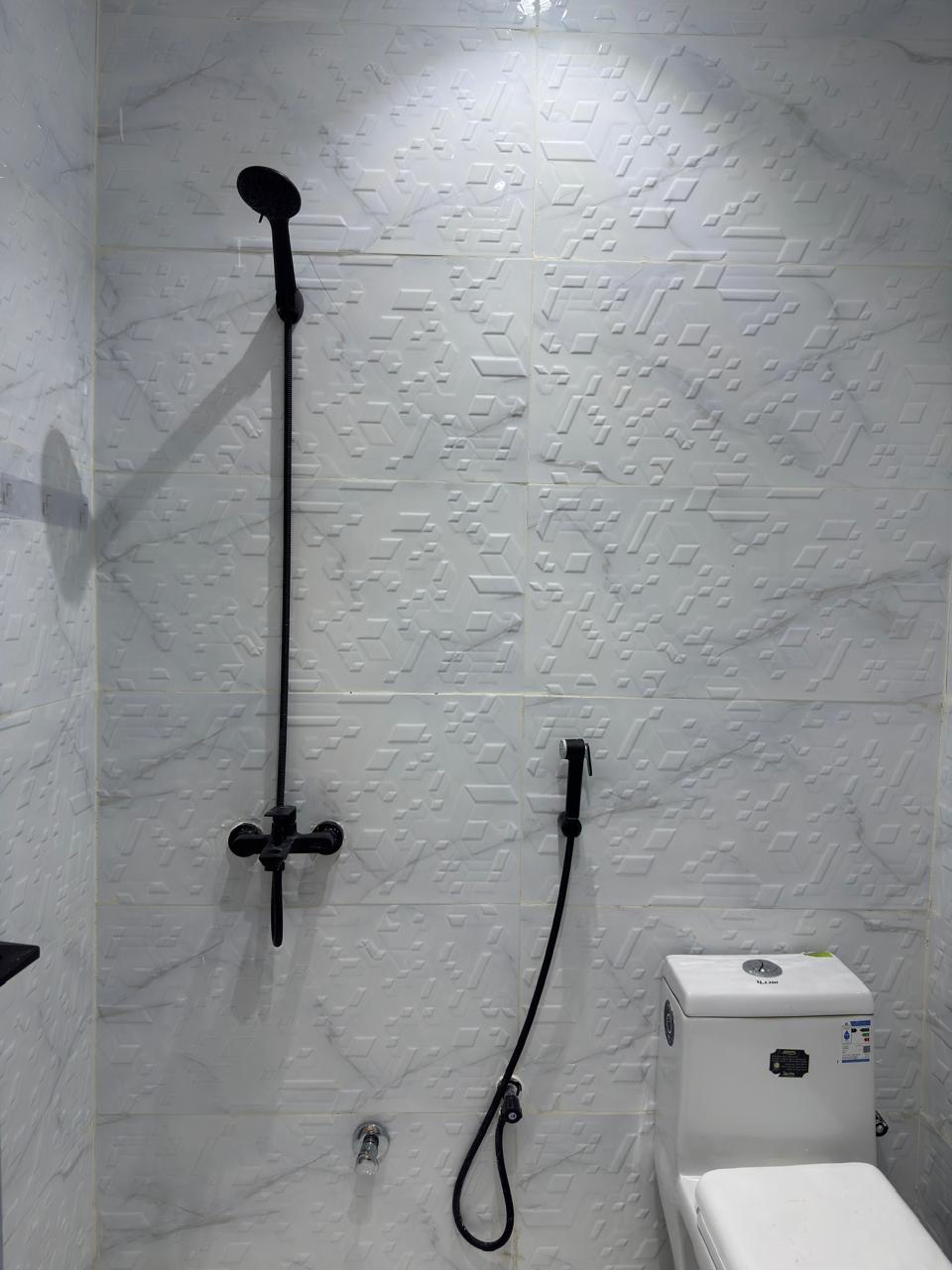https://img.gathern.co/1400x0/1/w68AV56tsUD8JnVgQc8xYQI3awLYNxb7.jpg