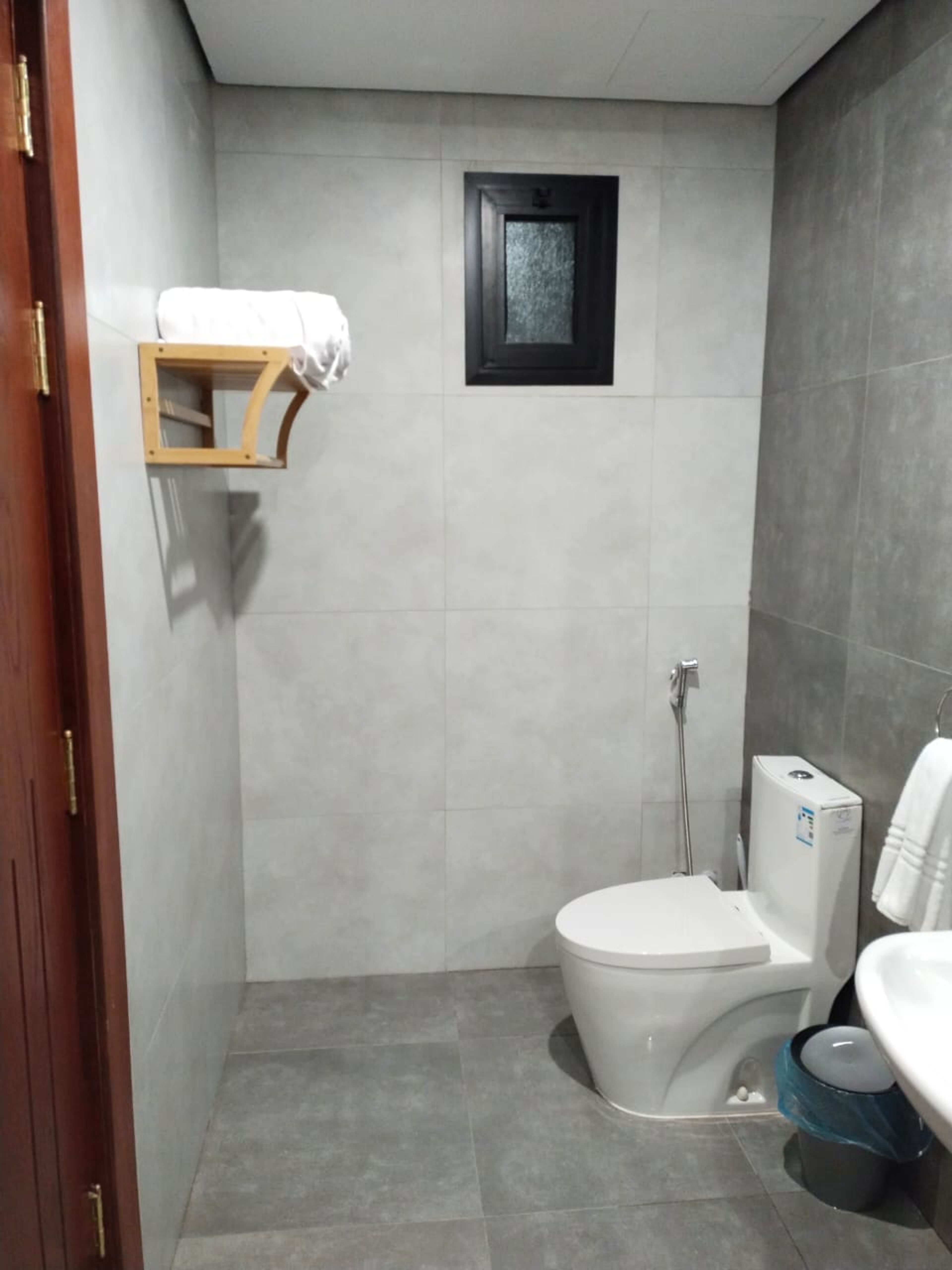 https://img.gathern.co/1400x0/1/wBGoTjCVMeSZPATlSdkJU4vqVKgi2bv_.jpeg