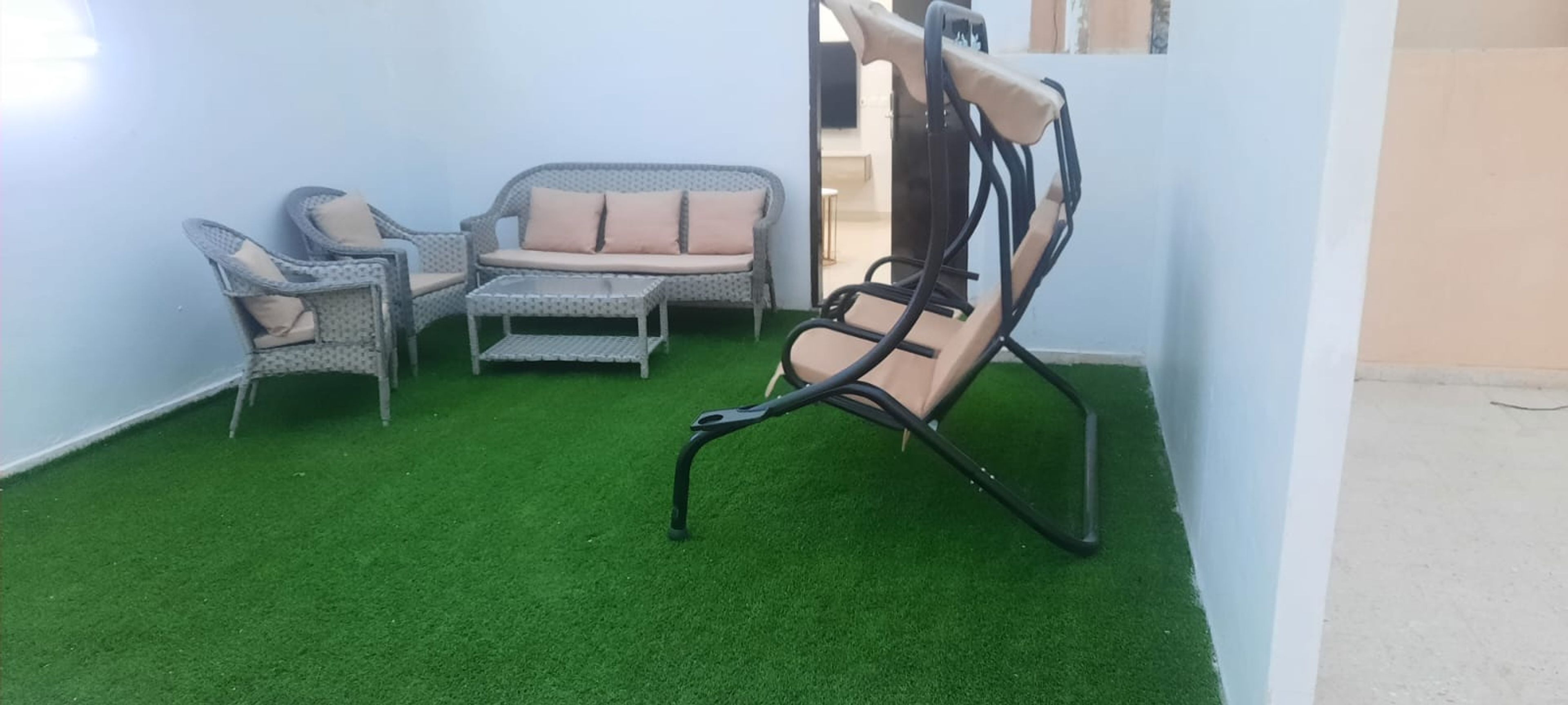 https://img.gathern.co/1400x0/1/wWGOjx7i_oKzOGMjBZlffuCtXx_udTOg.jpg