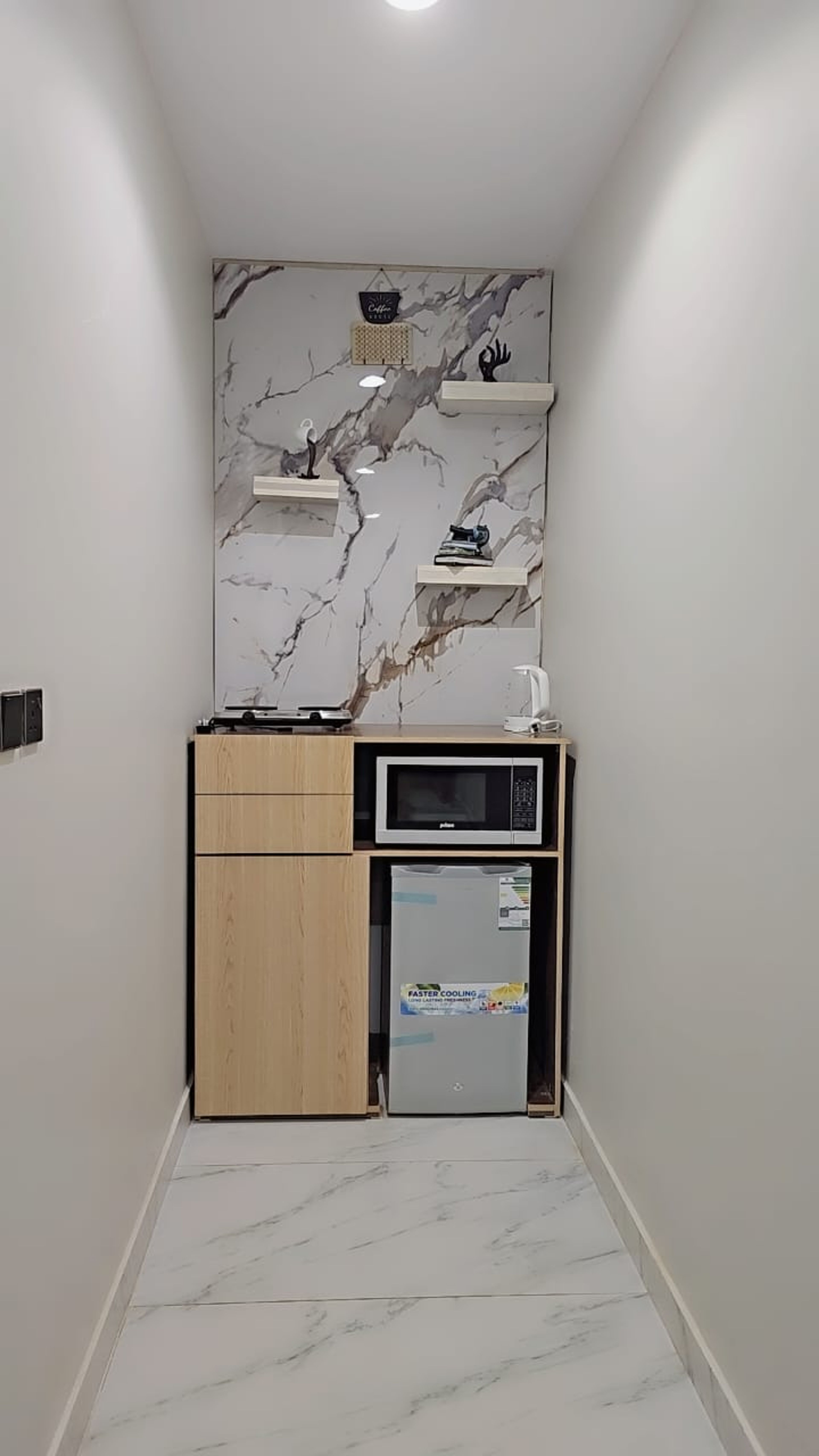 https://img.gathern.co/1400x0/1/wdmejrS-ZhASuJrYnF8YV6oEyJpIdTMX.jpeg