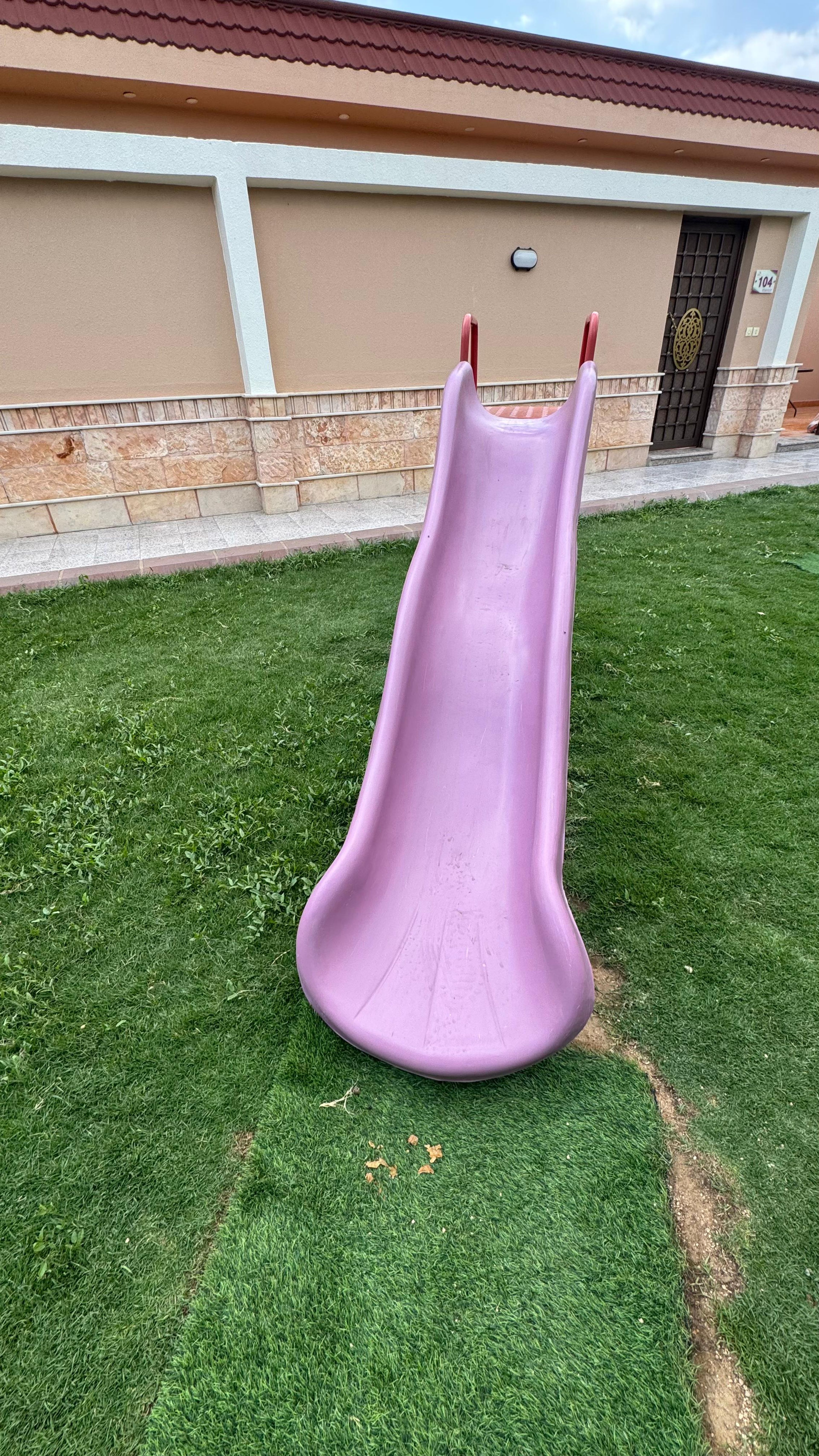 https://img.gathern.co/1400x0/1/xJnq49R-RF-_RvXXnkvuoDuYtF3MM21v.jpg