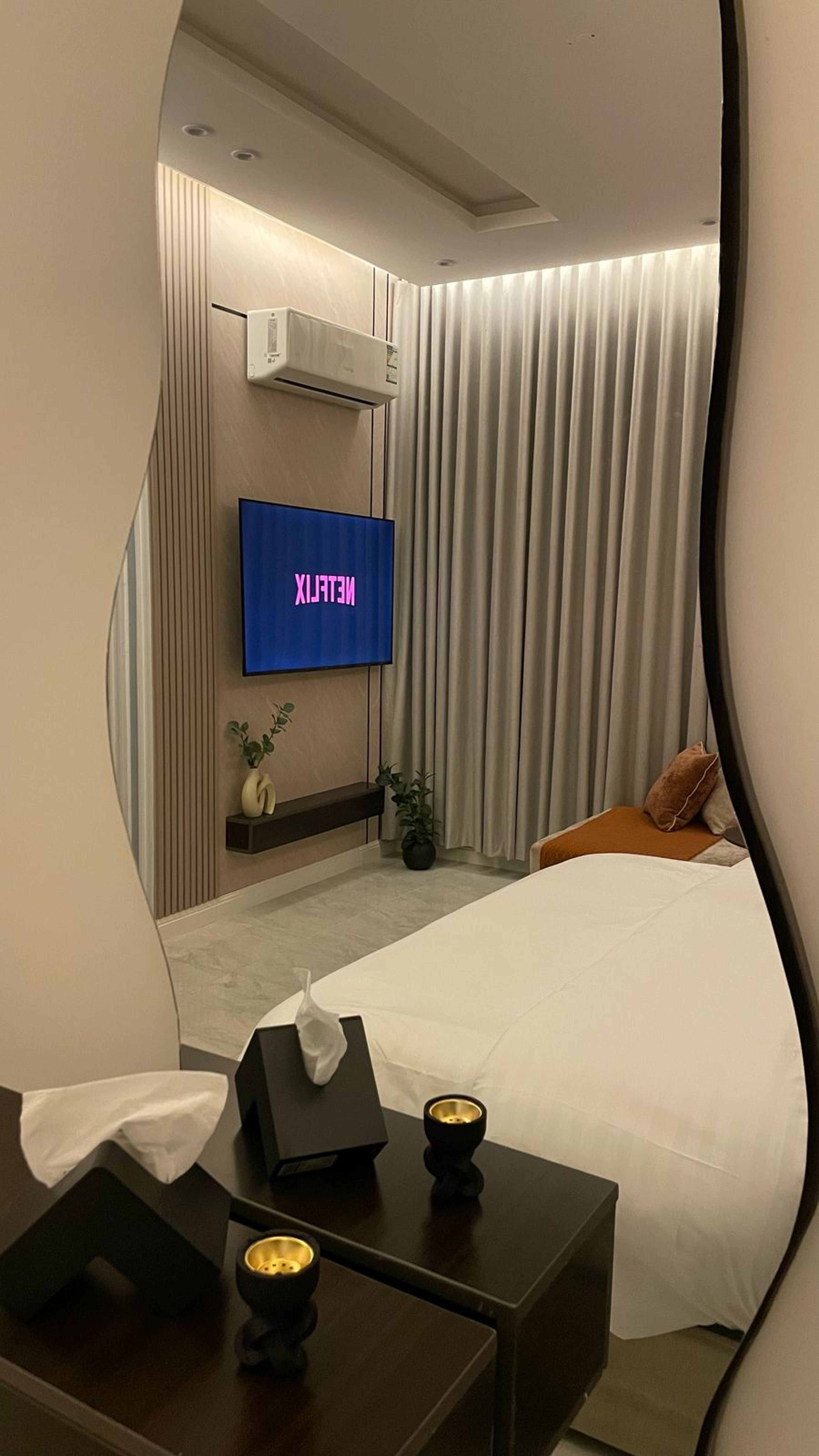 https://img.gathern.co/1400x0/1/xLUG_5DK6e-IX18I2mYEX-uvgRWowiyU.jpeg