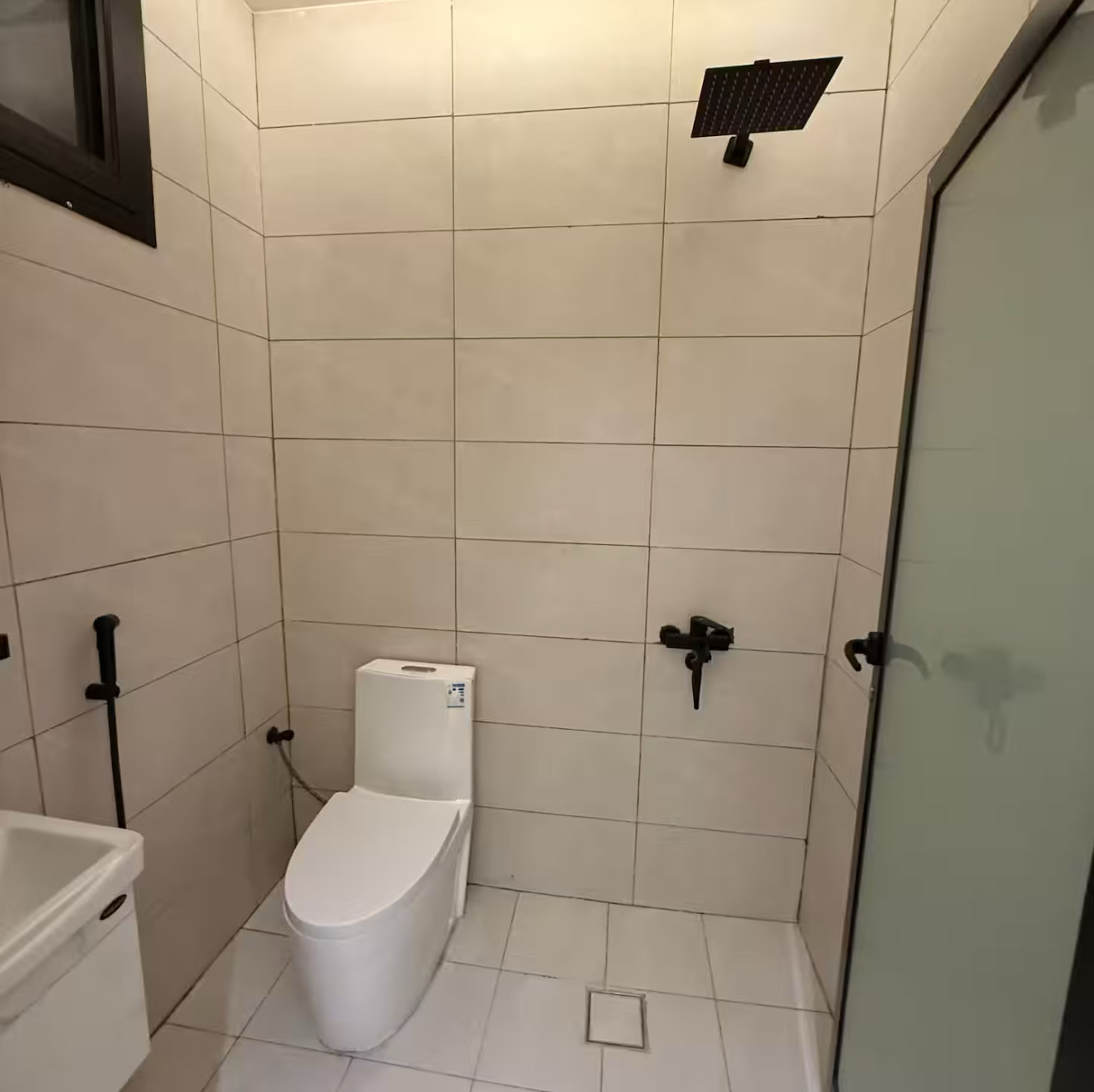 https://img.gathern.co/1400x0/1/xW_DgaYTp4ur8EXax3_Qt6KgZIDlQRq1.jpeg