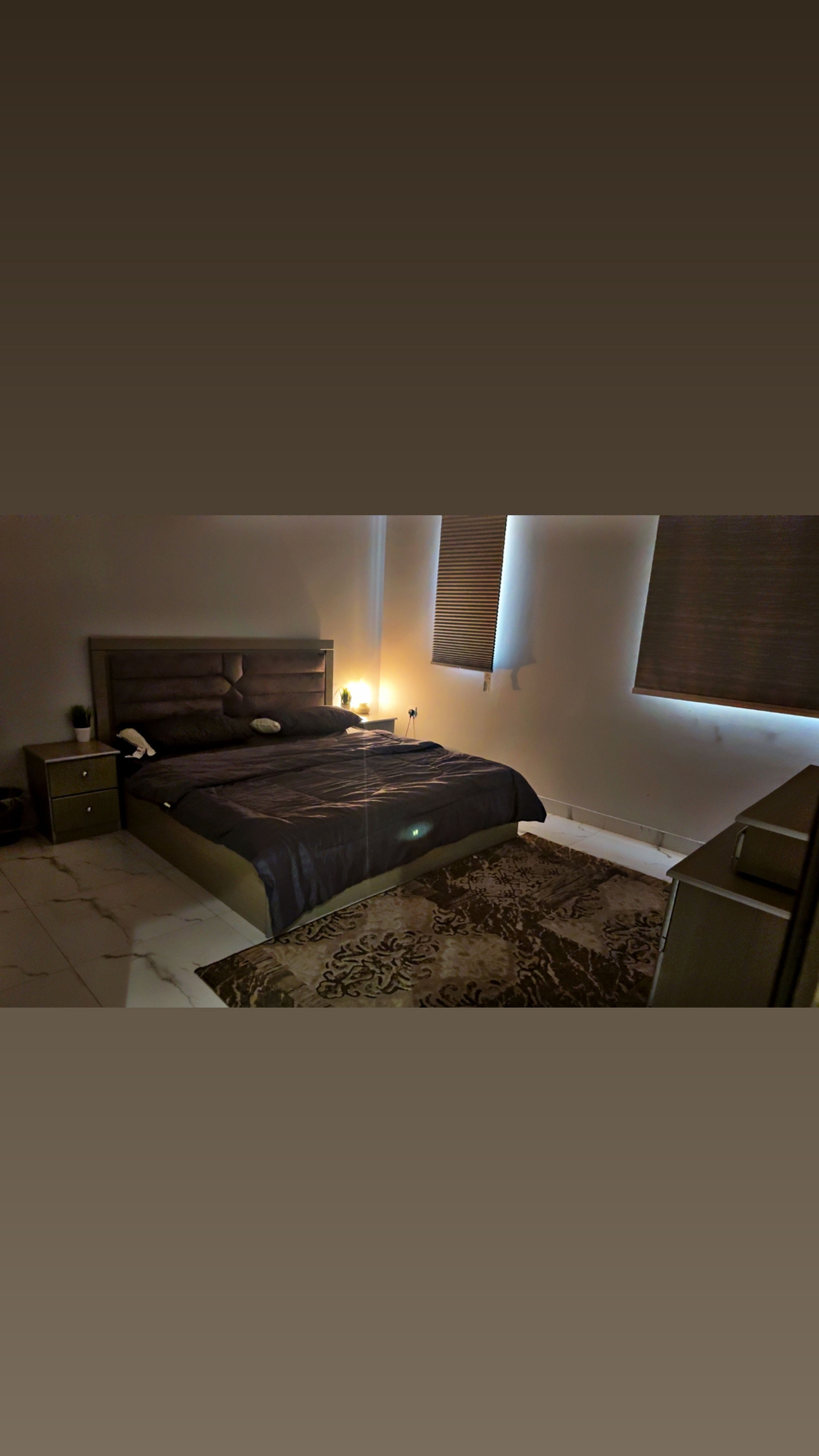 https://img.gathern.co/1400x0/1/y3qorbaDgrJhyUfK1nEw9kVtnVjDFQY8.jpg