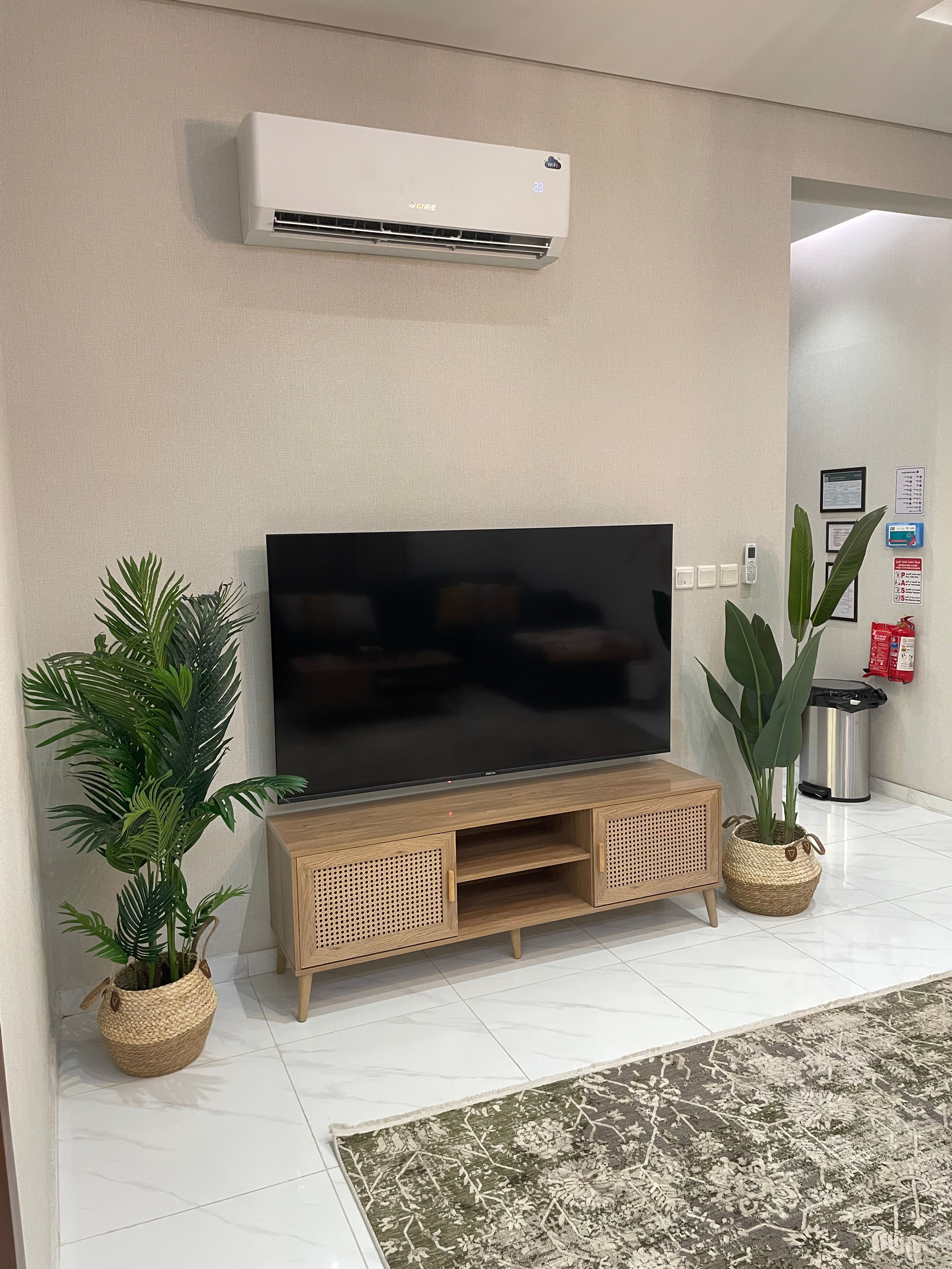 https://img.gathern.co/1400x0/1/y9GmtNf1QVB-YJEojlXNSH7Vj8aMh5c_.jpg
