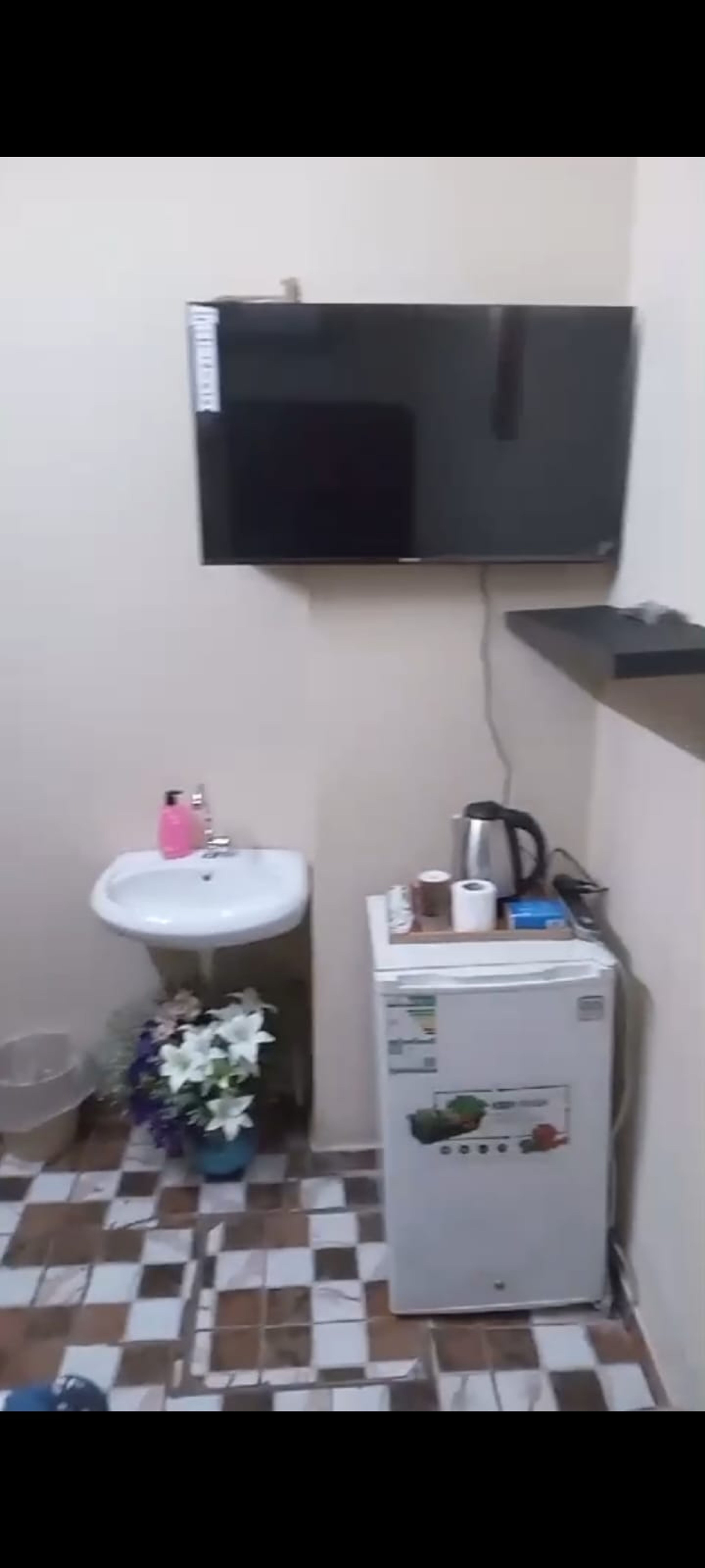 https://img.gathern.co/1400x0/1/yA2rqIMG33ZKfnDltcRecR3DnUEn3f6s.jpg