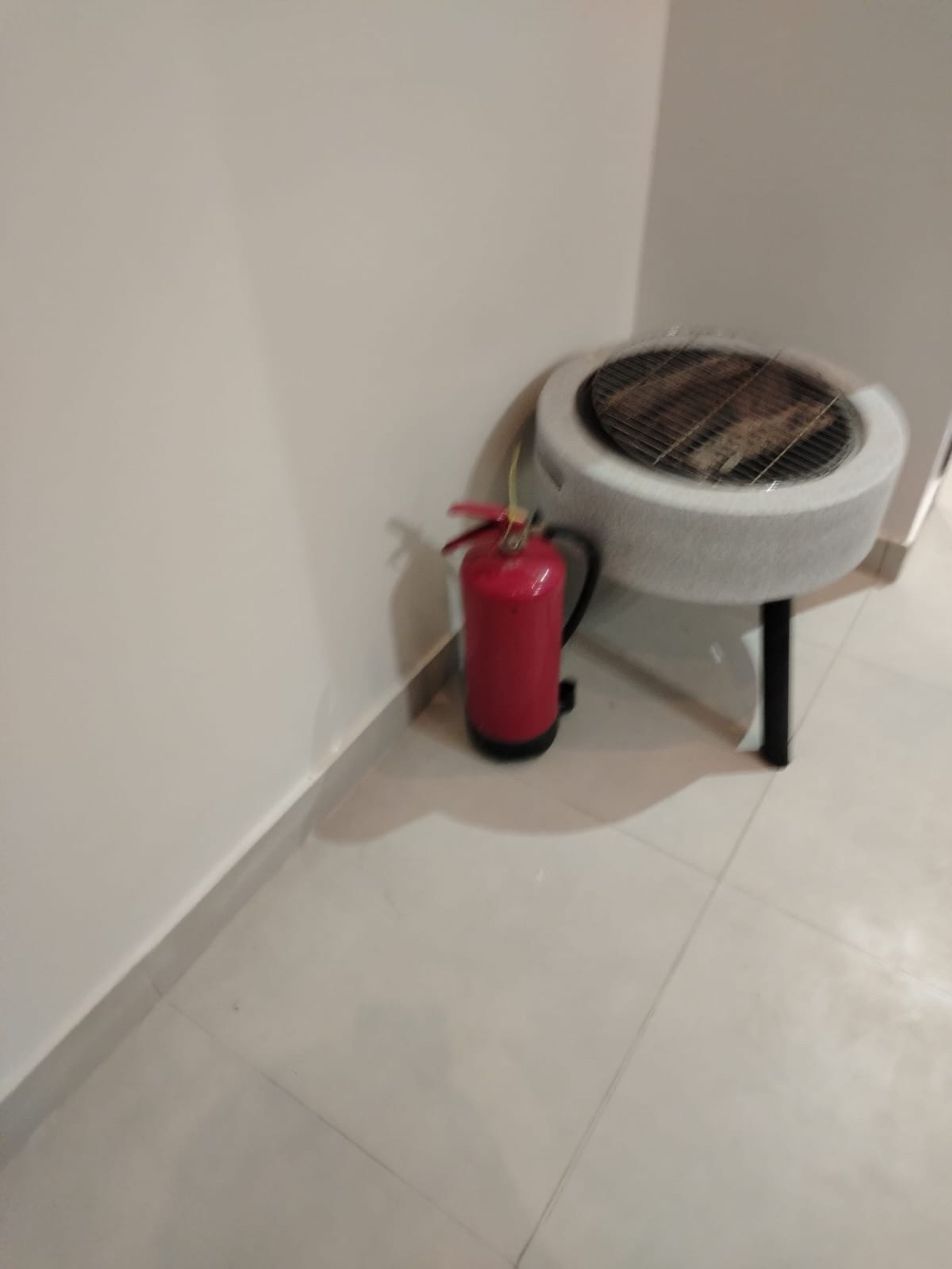 https://img.gathern.co/1400x0/1/yXM3Q7PmXpAegv_8bkIA_JjYltoOwLBk.jpg