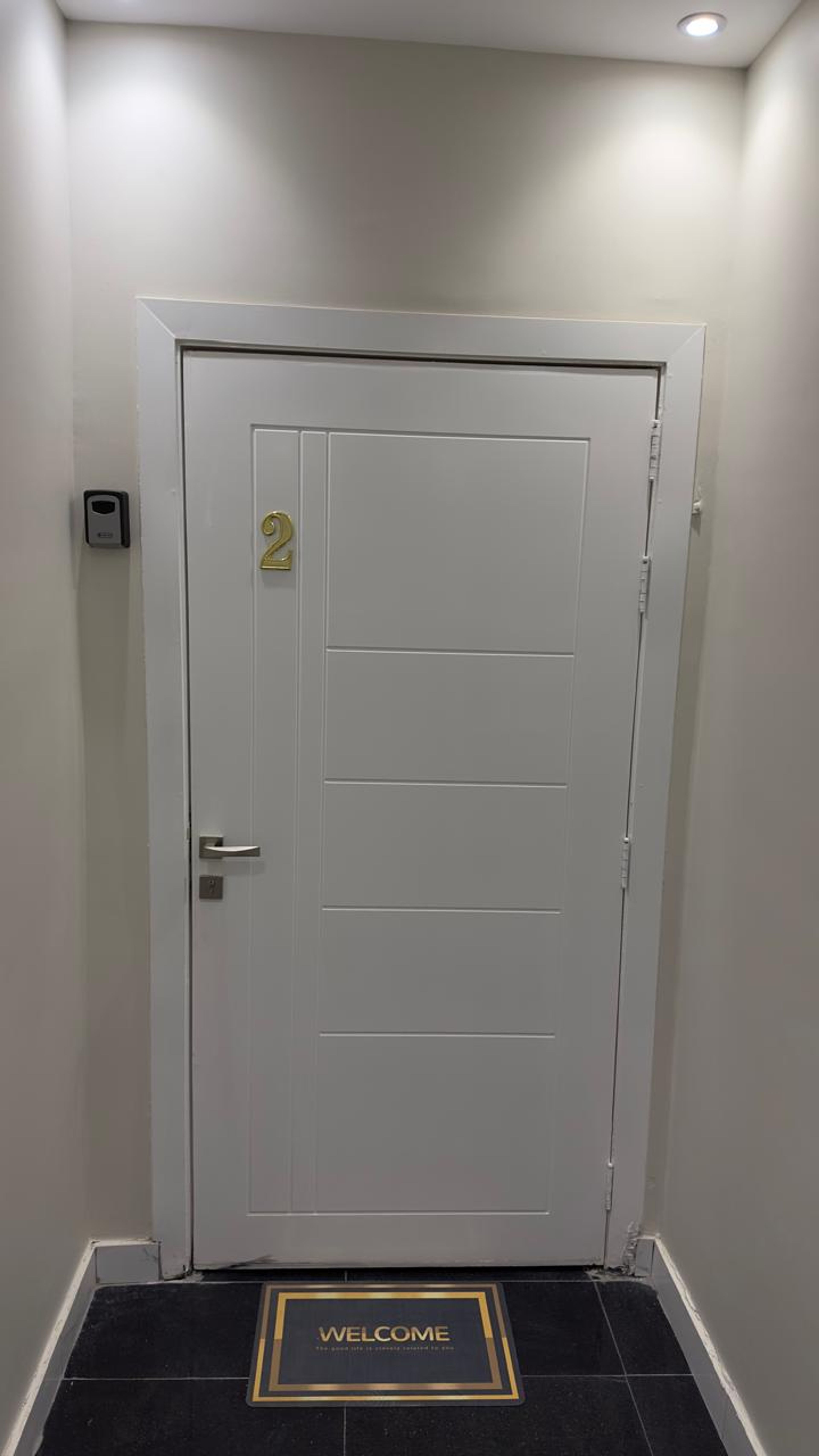 https://img.gathern.co/1400x0/1/yZELDGPEJp4QypwcrcqXU0AlT30Tbiv3.jpeg