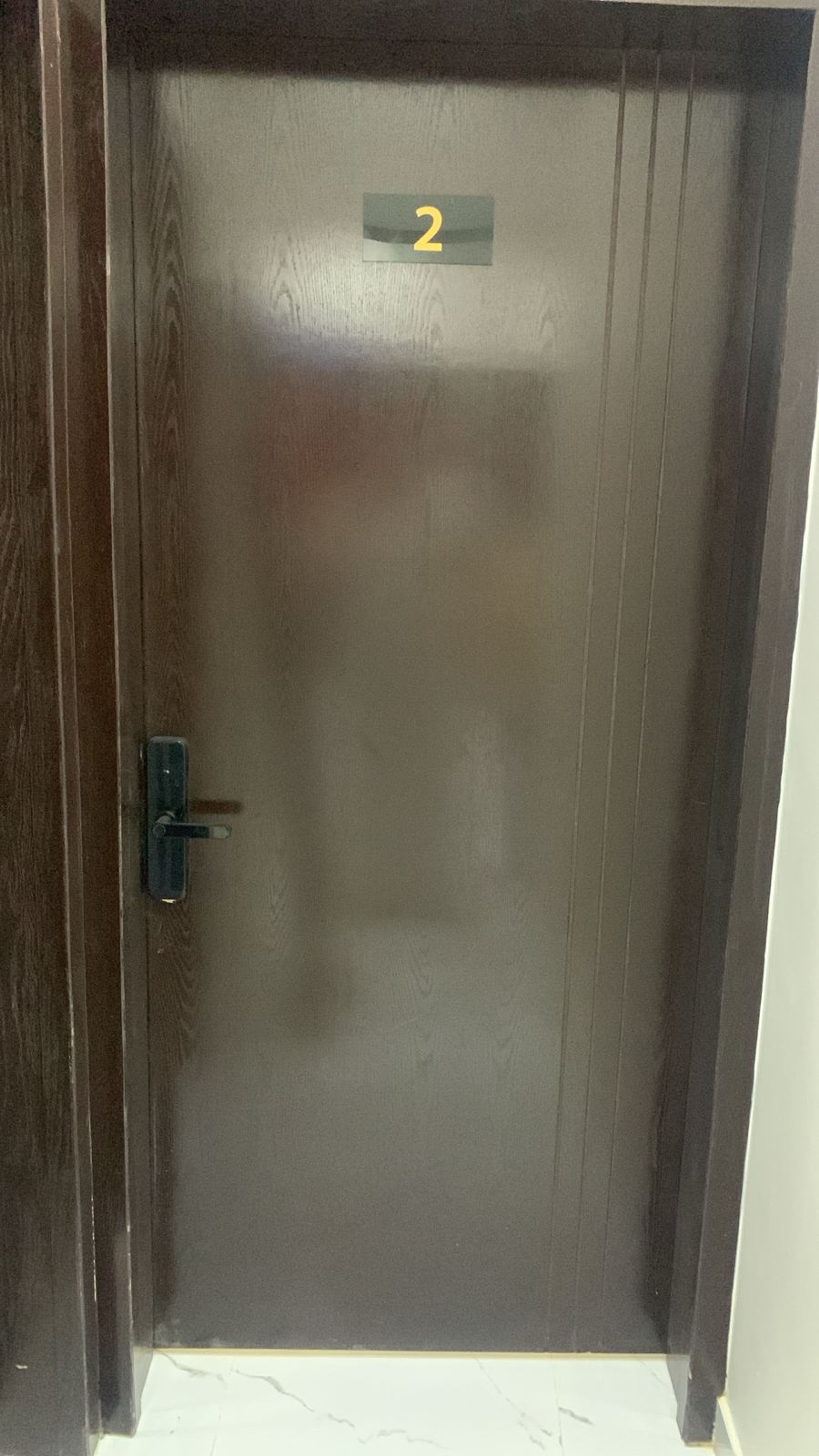 https://img.gathern.co/1024x0/1/ykH-r56mT1qOeEztBC69ph5hpt7apzic.jpeg