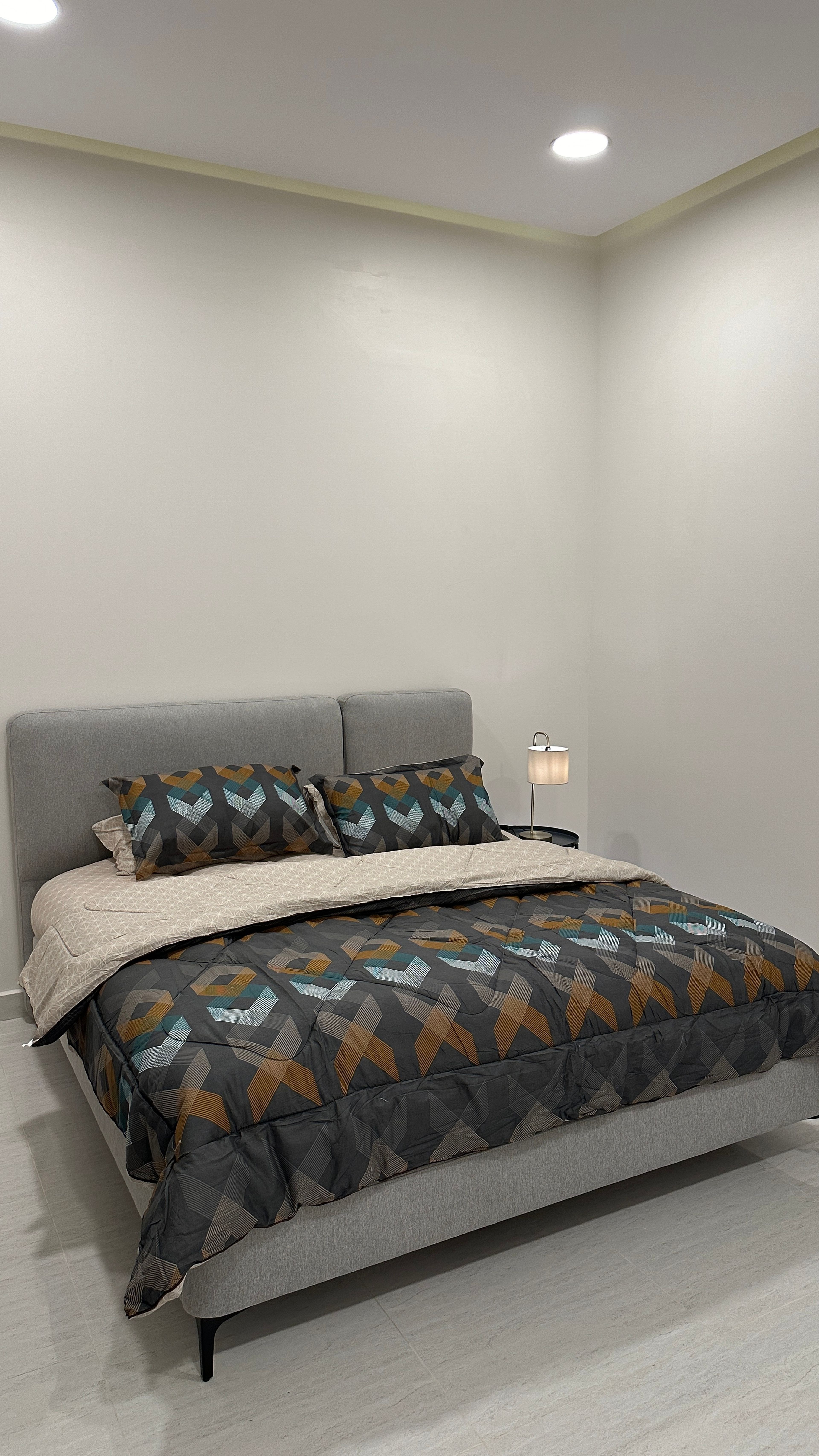 https://img.gathern.co/1400x0/1/zSvnBdKat4MRnfWs_D2brspxhi0w0Jyn.jpg