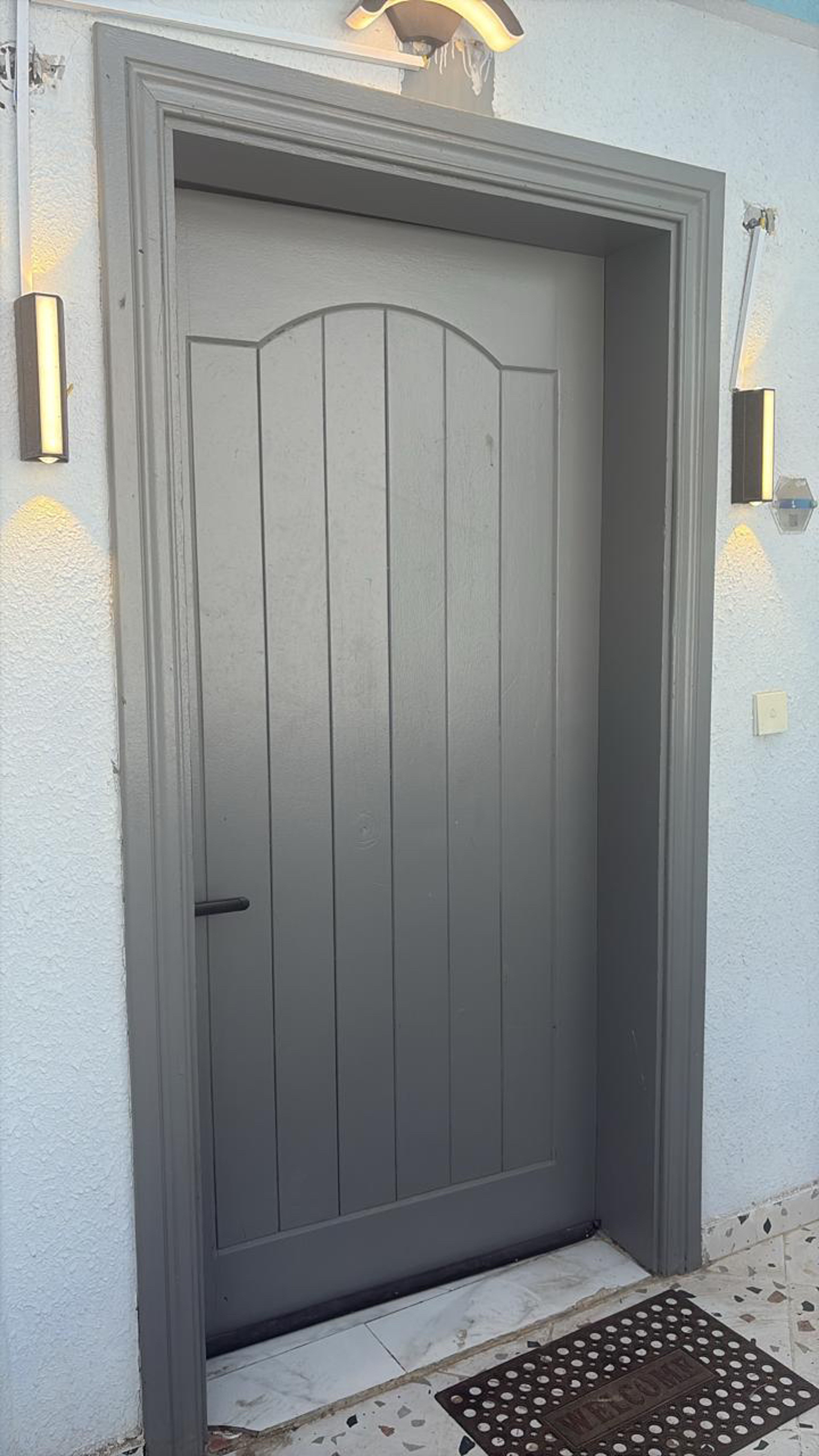 https://img.gathern.co/1400x0/1/zlHunzG3OmceJZGkg6kxKgkU6wO1wuJr.jpg