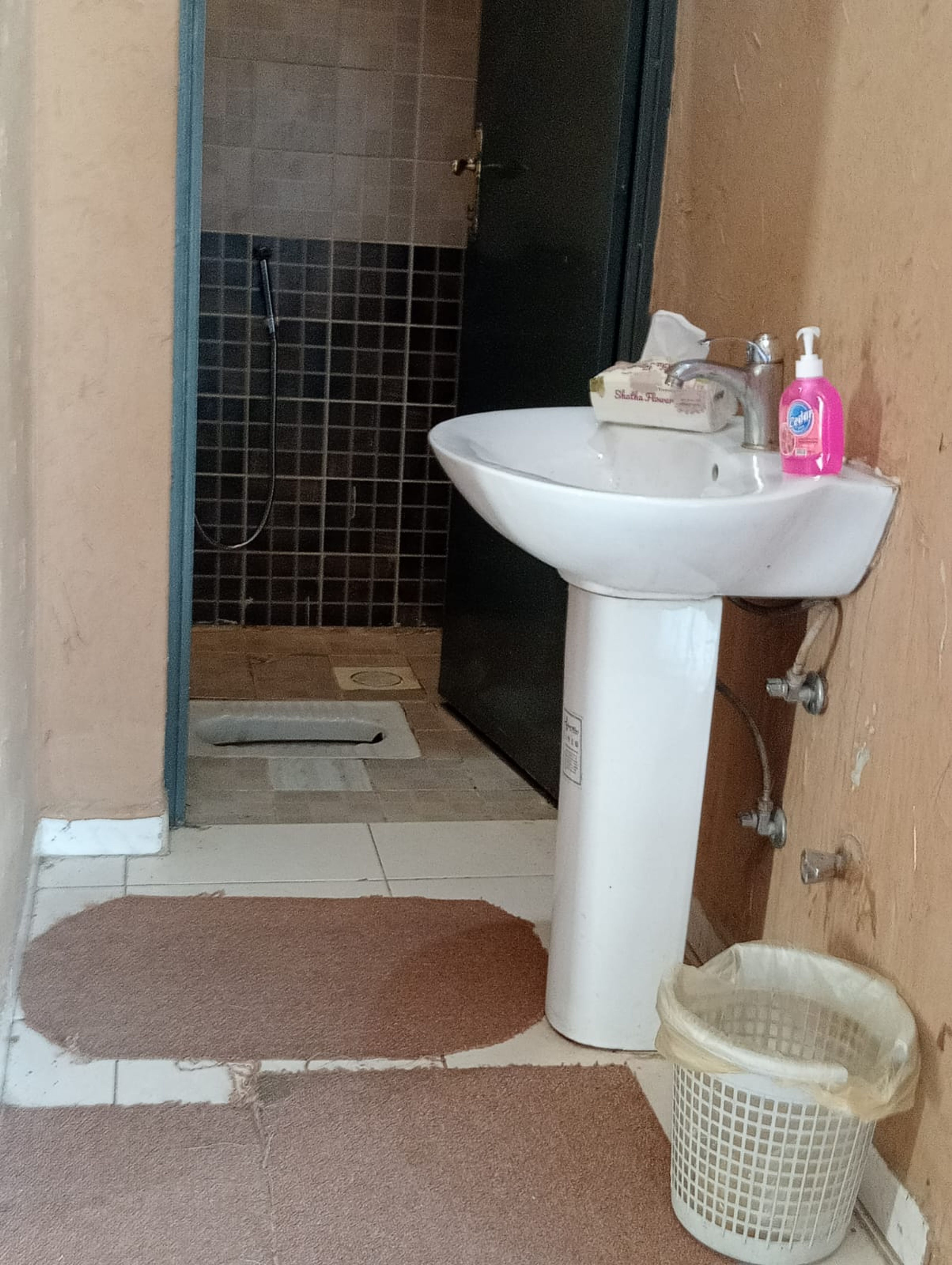شاليه بمسبح وألعاب مائية