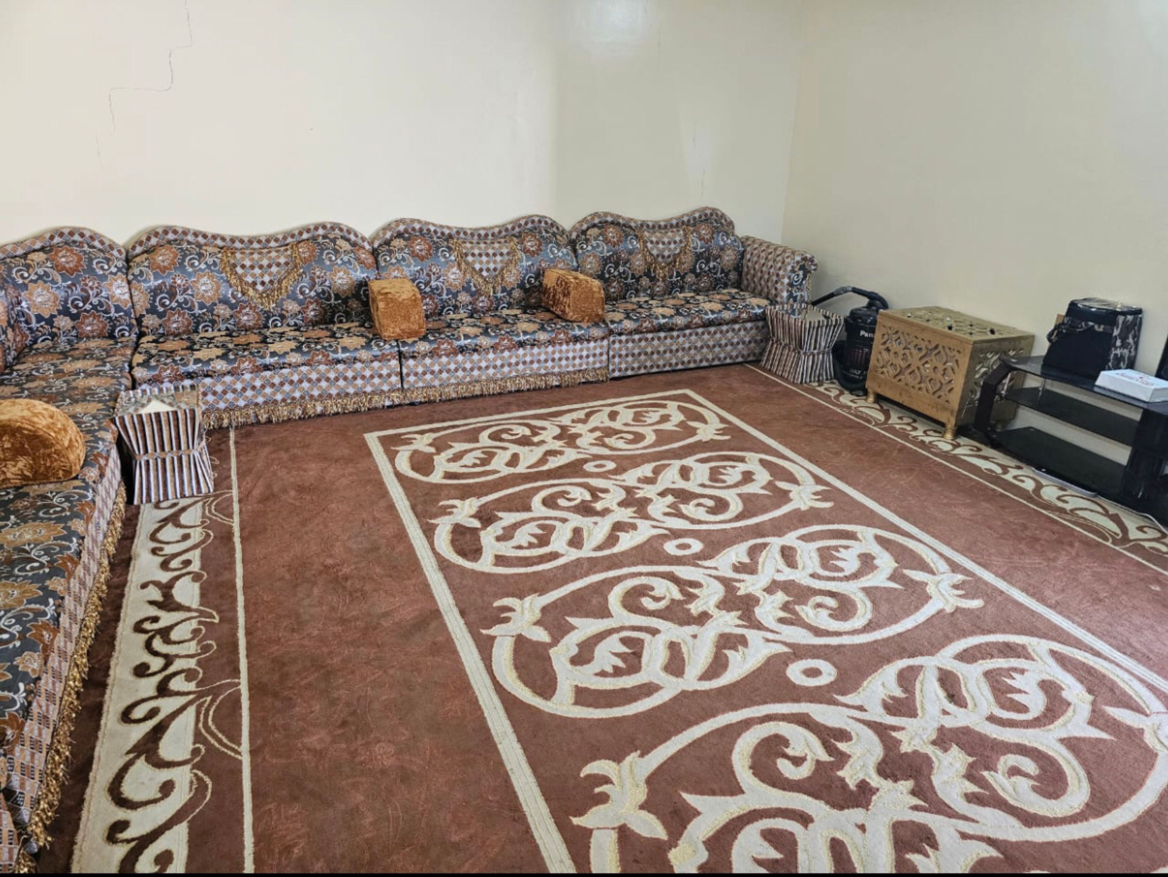 استراحة بصاله جلوس 
