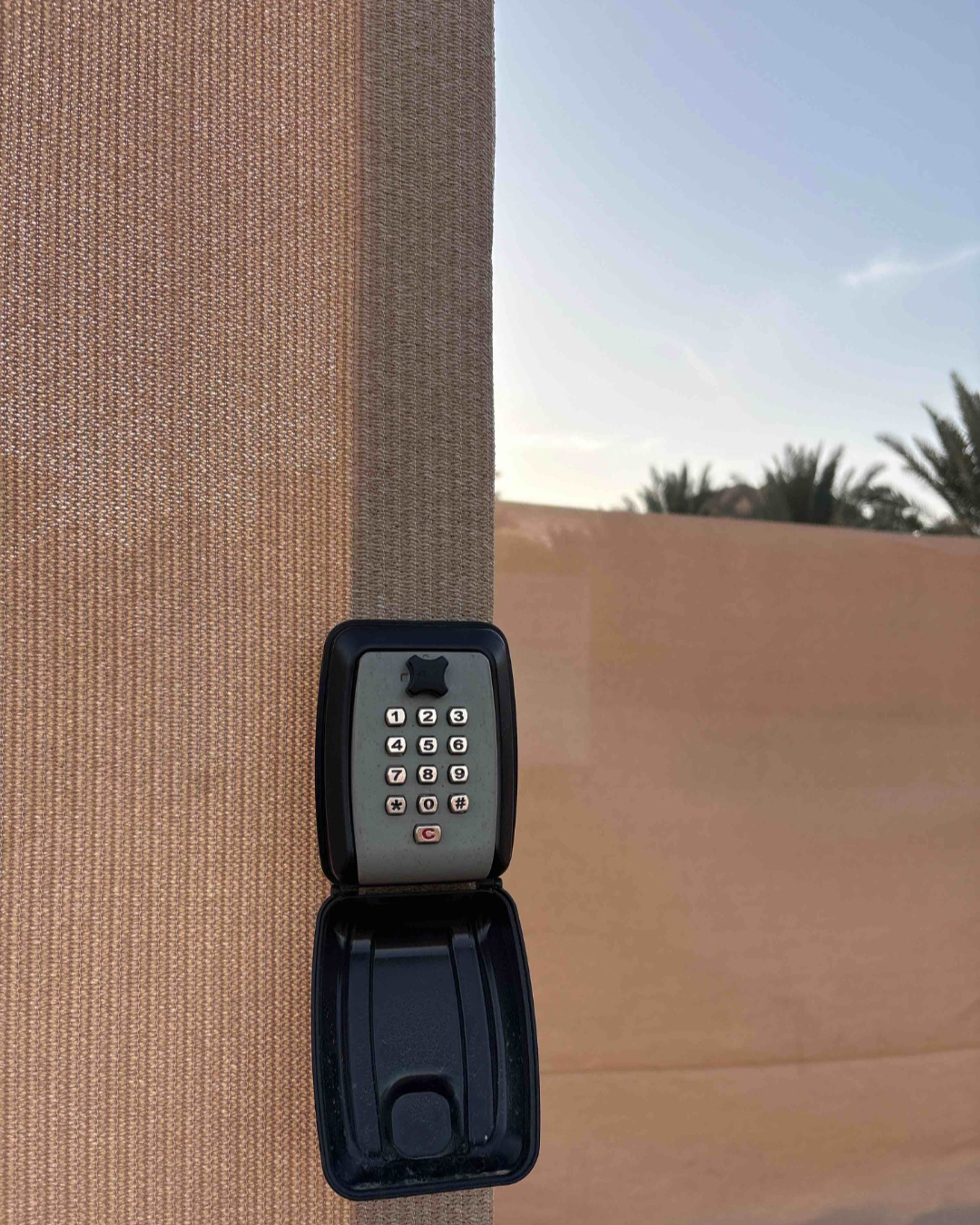 وحدة بغرفة نوم وأثاث مريح 